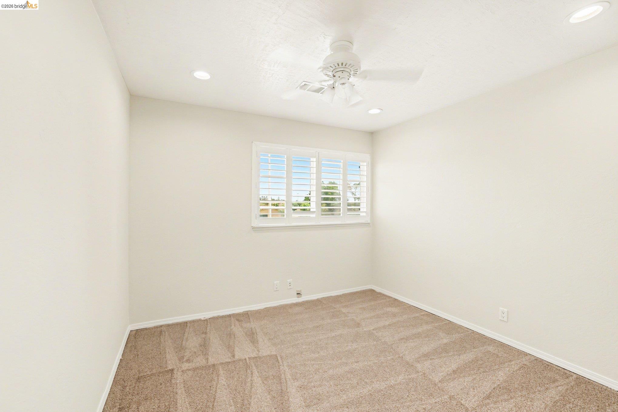 Detail Gallery Image 27 of 51 For 1912 Grizzly Ct, Antioch,  CA 94509 - 4 Beds | 3 Baths