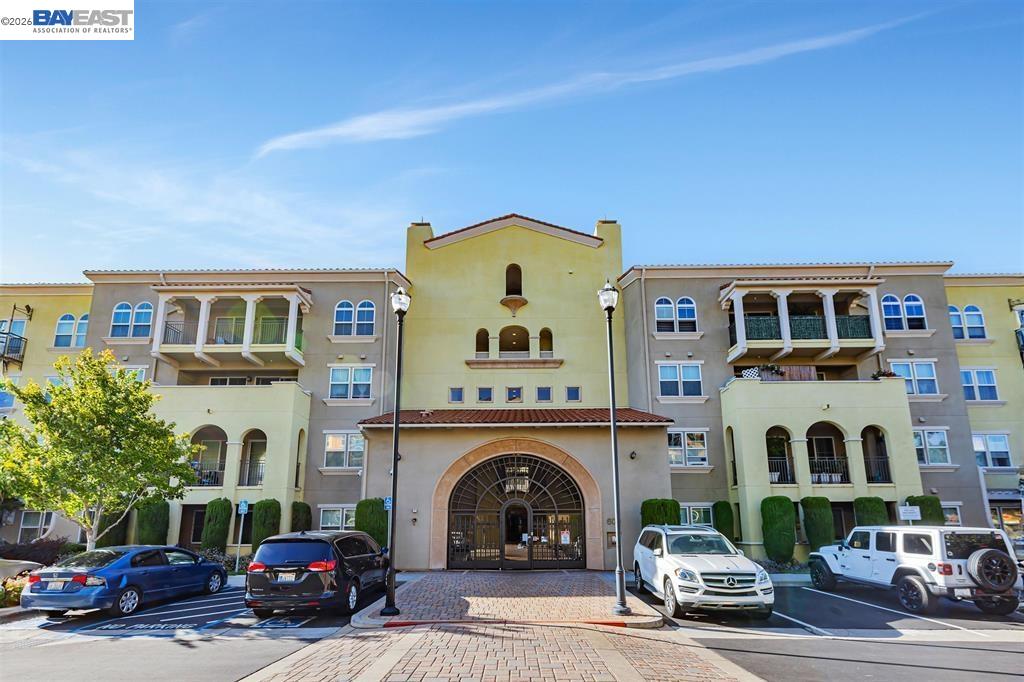 Front Image Thumbnail for BE41131407