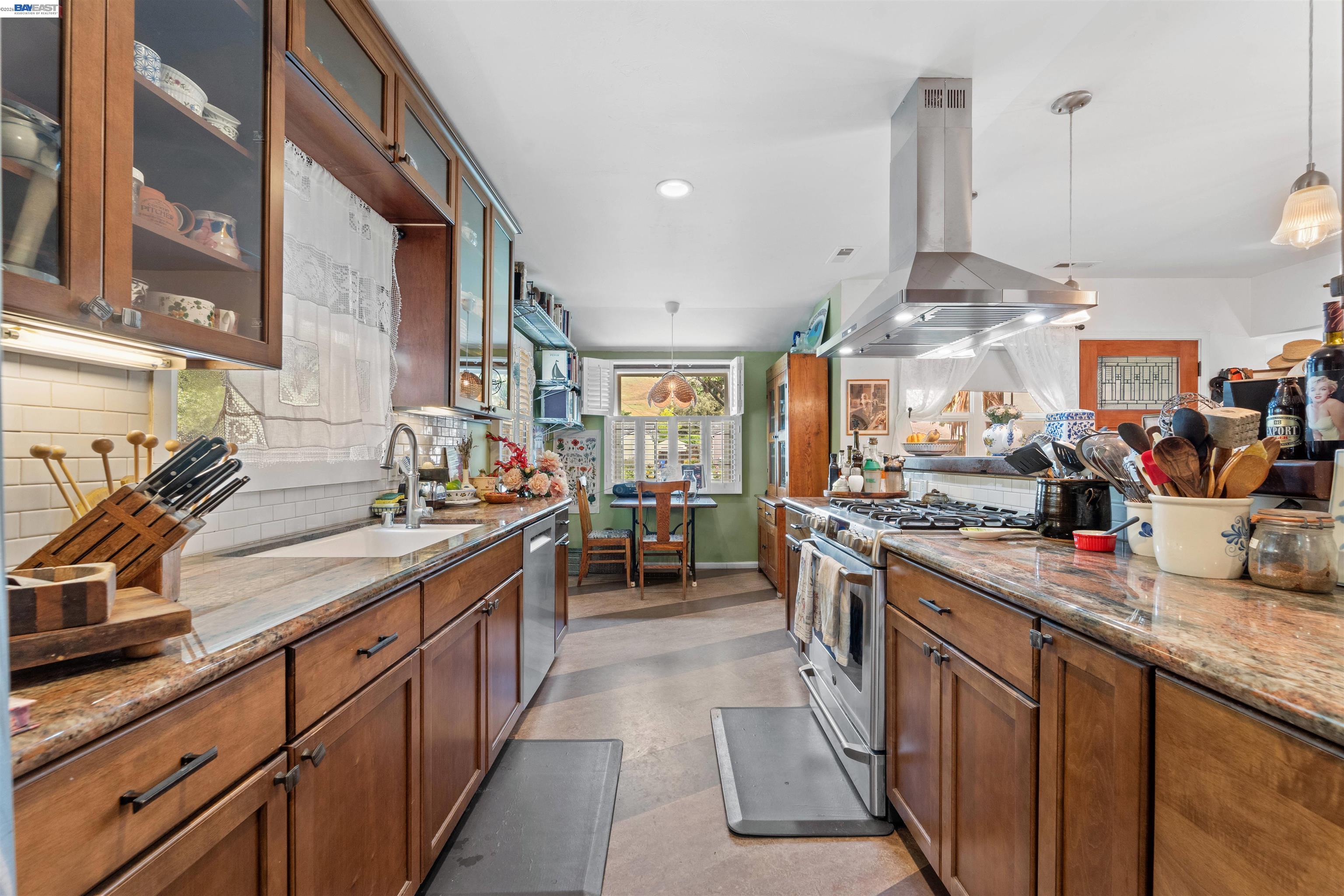 Detail Gallery Image 16 of 57 For 37955 2nd St, Fremont,  CA 94536 - 3 Beds | 2 Baths