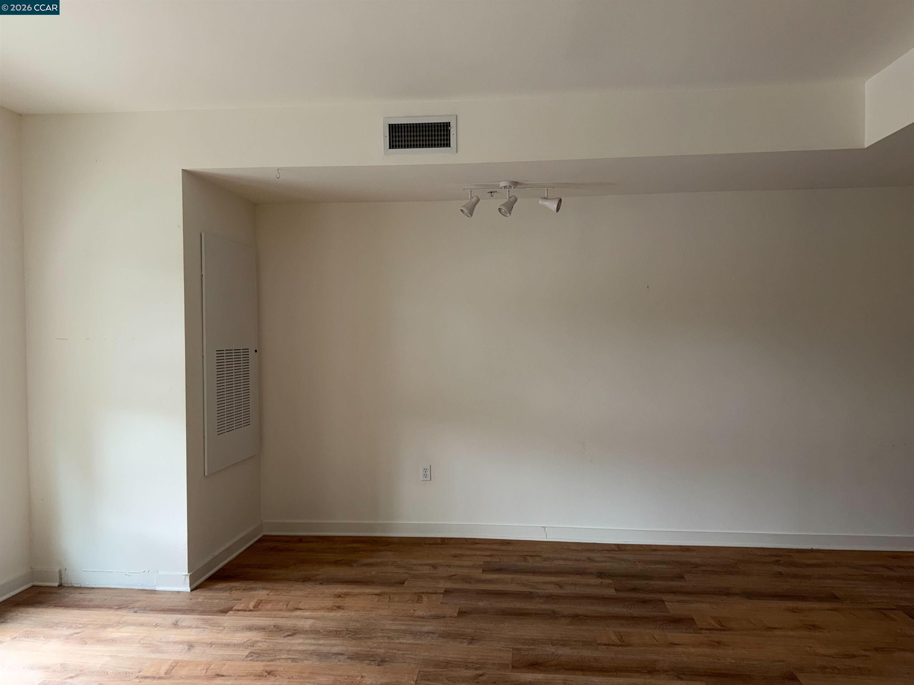 Detail Gallery Image 7 of 13 For 125 Patterson St #121,  San Jose,  CA 95112 - 0 Beds | 1 Baths