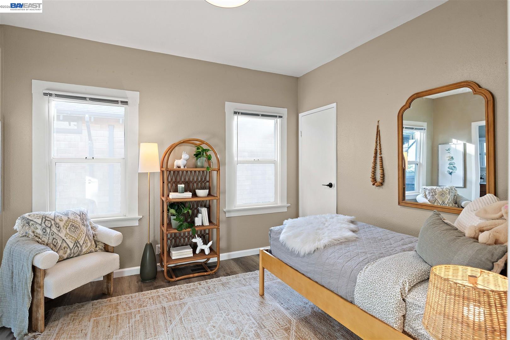 Detail Gallery Image 11 of 44 For 2242 39th Ave, Oakland,  CA 94601 - 3 Beds | 2 Baths