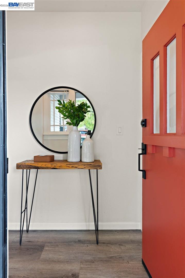 Detail Gallery Image 3 of 44 For 2242 39th Ave, Oakland,  CA 94601 - 3 Beds | 2 Baths