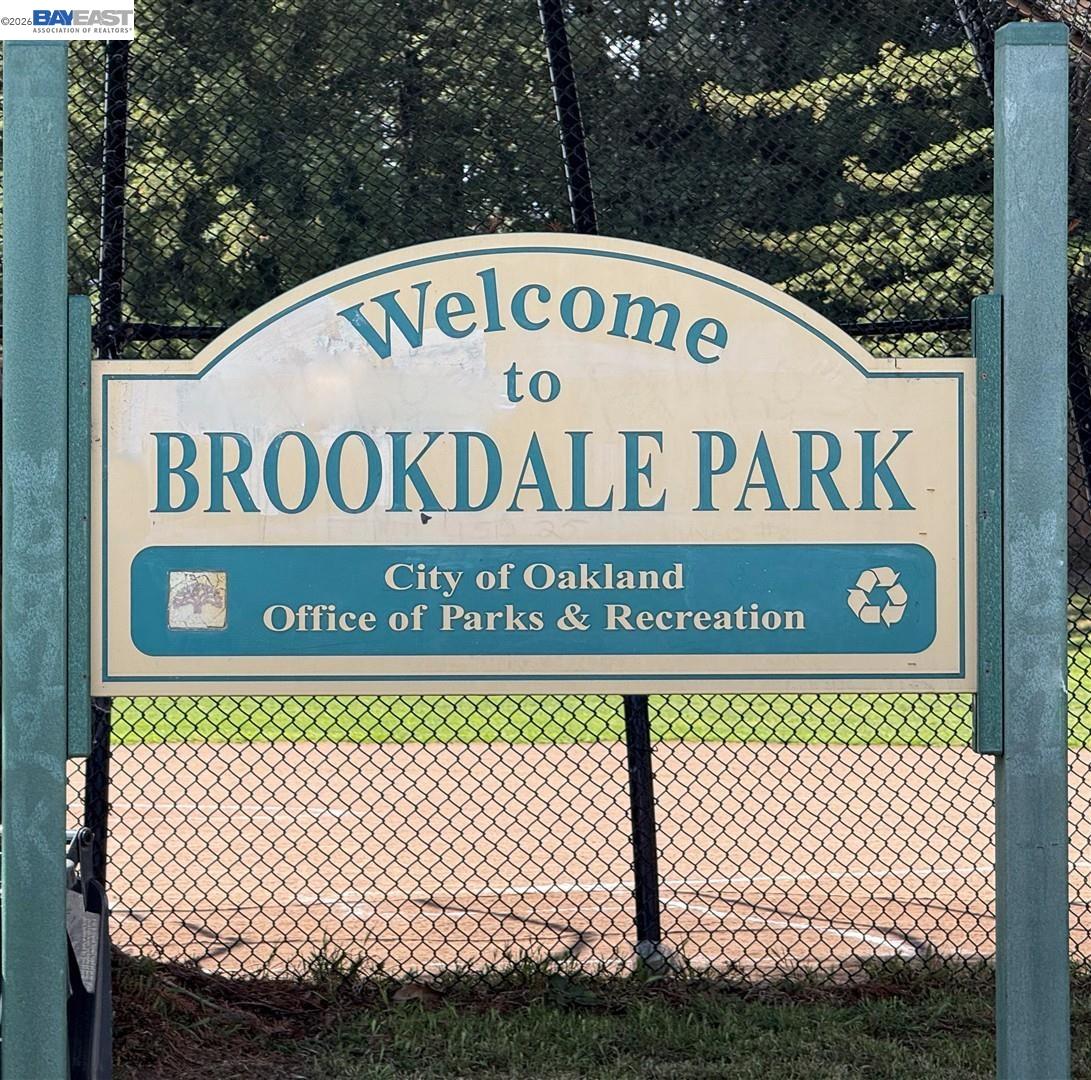 2242 39Th Ave, Oakland, CA, 94601