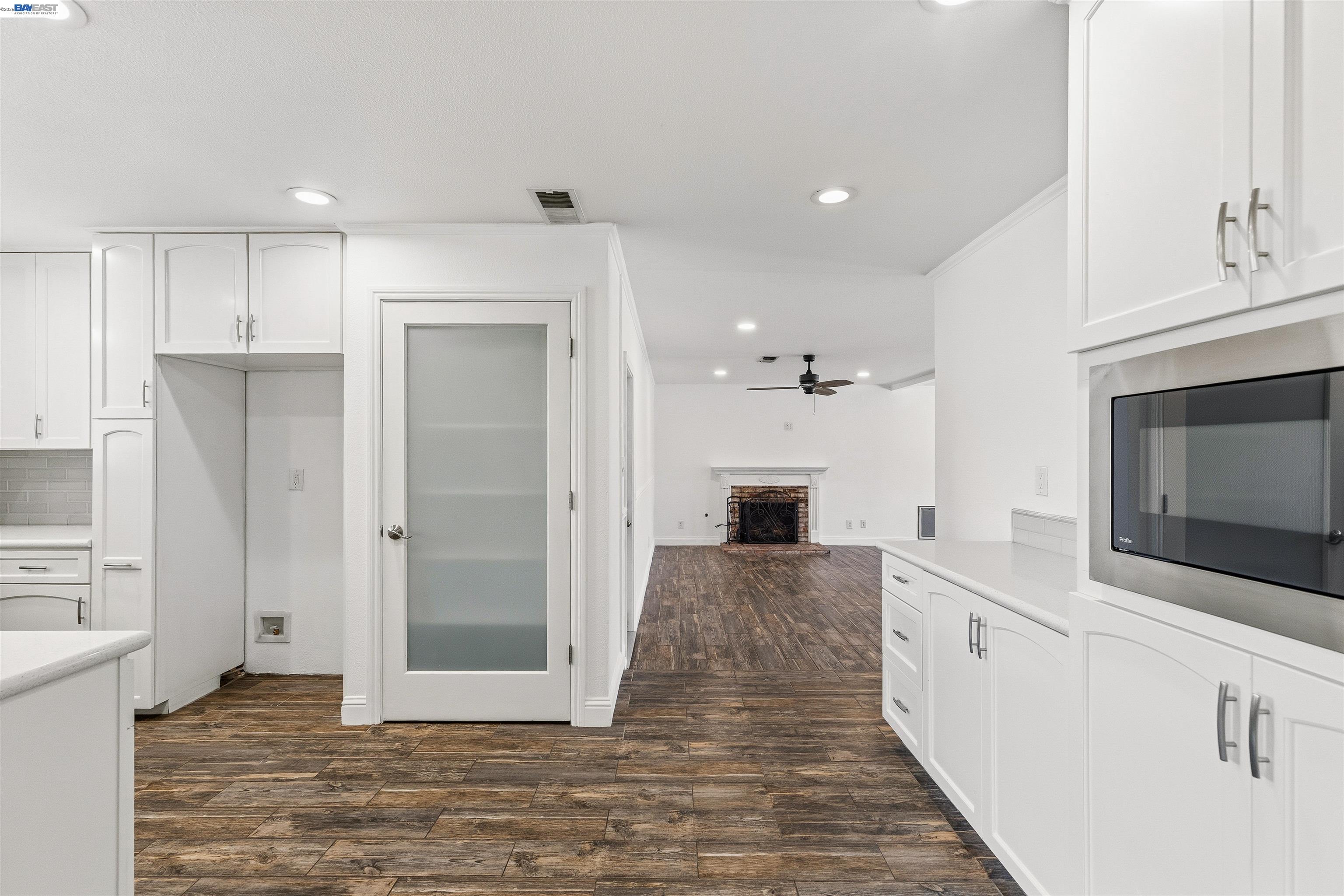 Detail Gallery Image 11 of 42 For 1864 Cherrywood Pl, Manteca,  CA 95336 - 3 Beds | 2 Baths