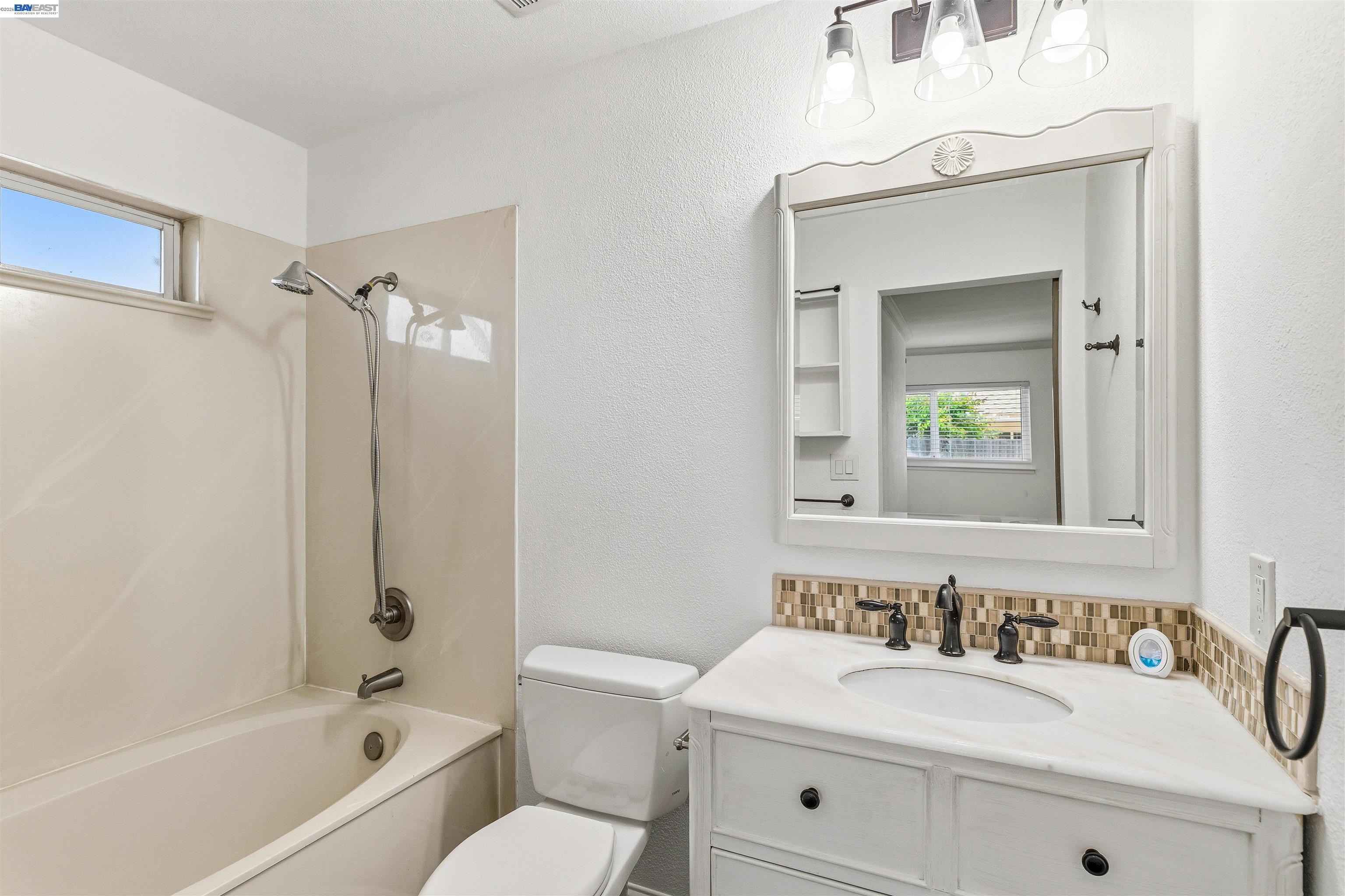 Detail Gallery Image 21 of 42 For 1864 Cherrywood Pl, Manteca,  CA 95336 - 3 Beds | 2 Baths