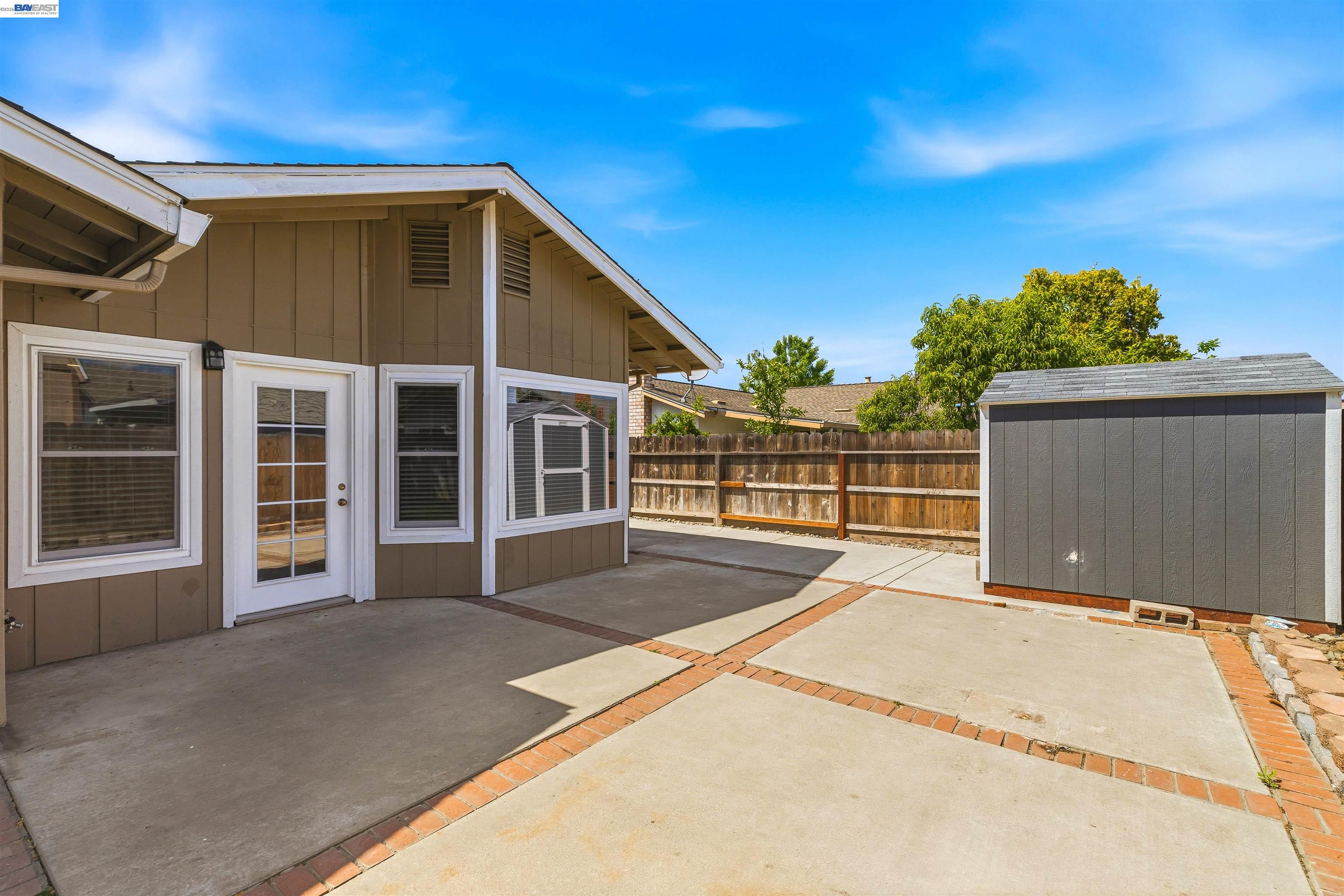Detail Gallery Image 33 of 42 For 1864 Cherrywood Pl, Manteca,  CA 95336 - 3 Beds | 2 Baths
