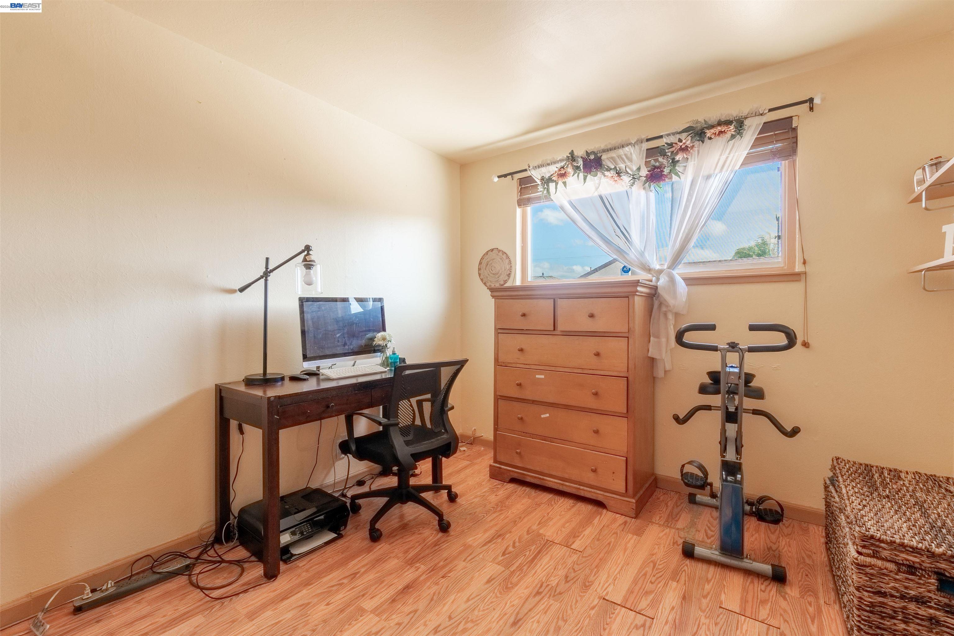 Detail Gallery Image 17 of 28 For 1218 Ottawa Ave, San Leandro,  CA 94579 - 3 Beds | 1 Baths