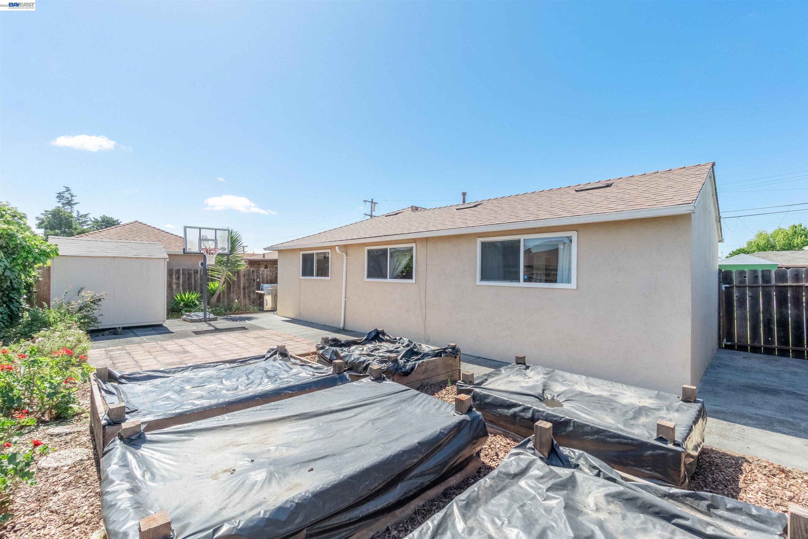 Detail Gallery Image 26 of 28 For 1218 Ottawa Ave, San Leandro,  CA 94579 - 3 Beds | 1 Baths