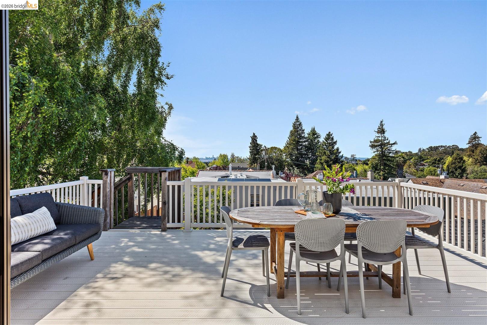 4261 Detroit, Oakland, CA, 94619