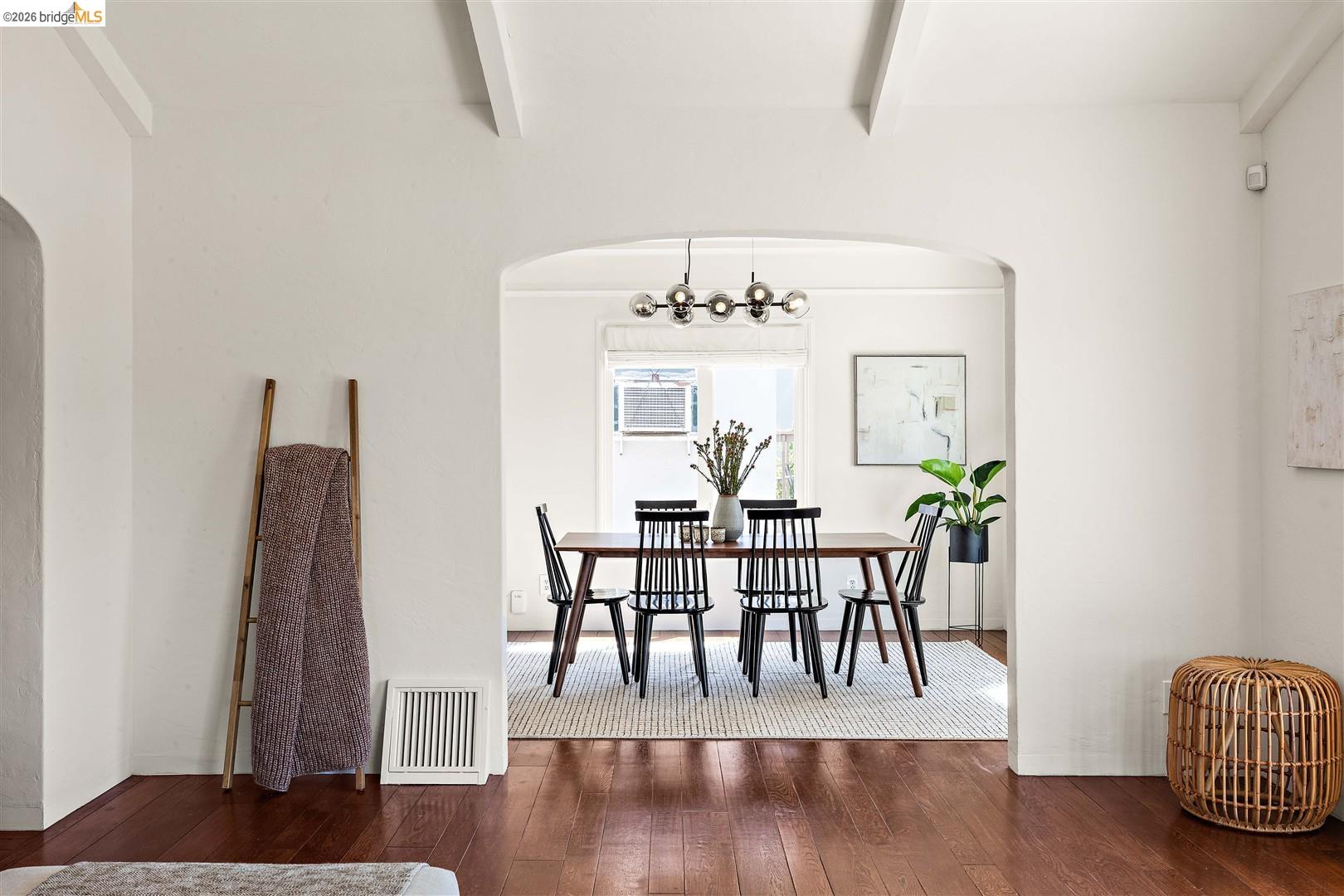 4261 Detroit, Oakland, CA, 94619