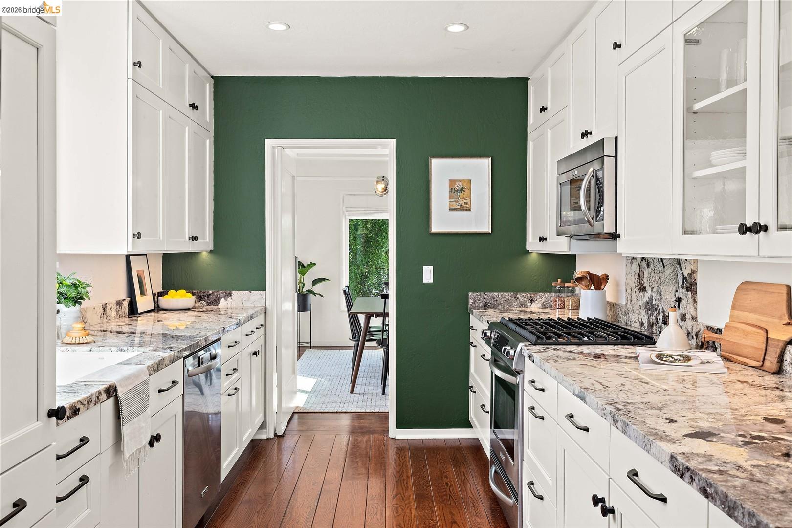 4261 Detroit, Oakland, CA, 94619