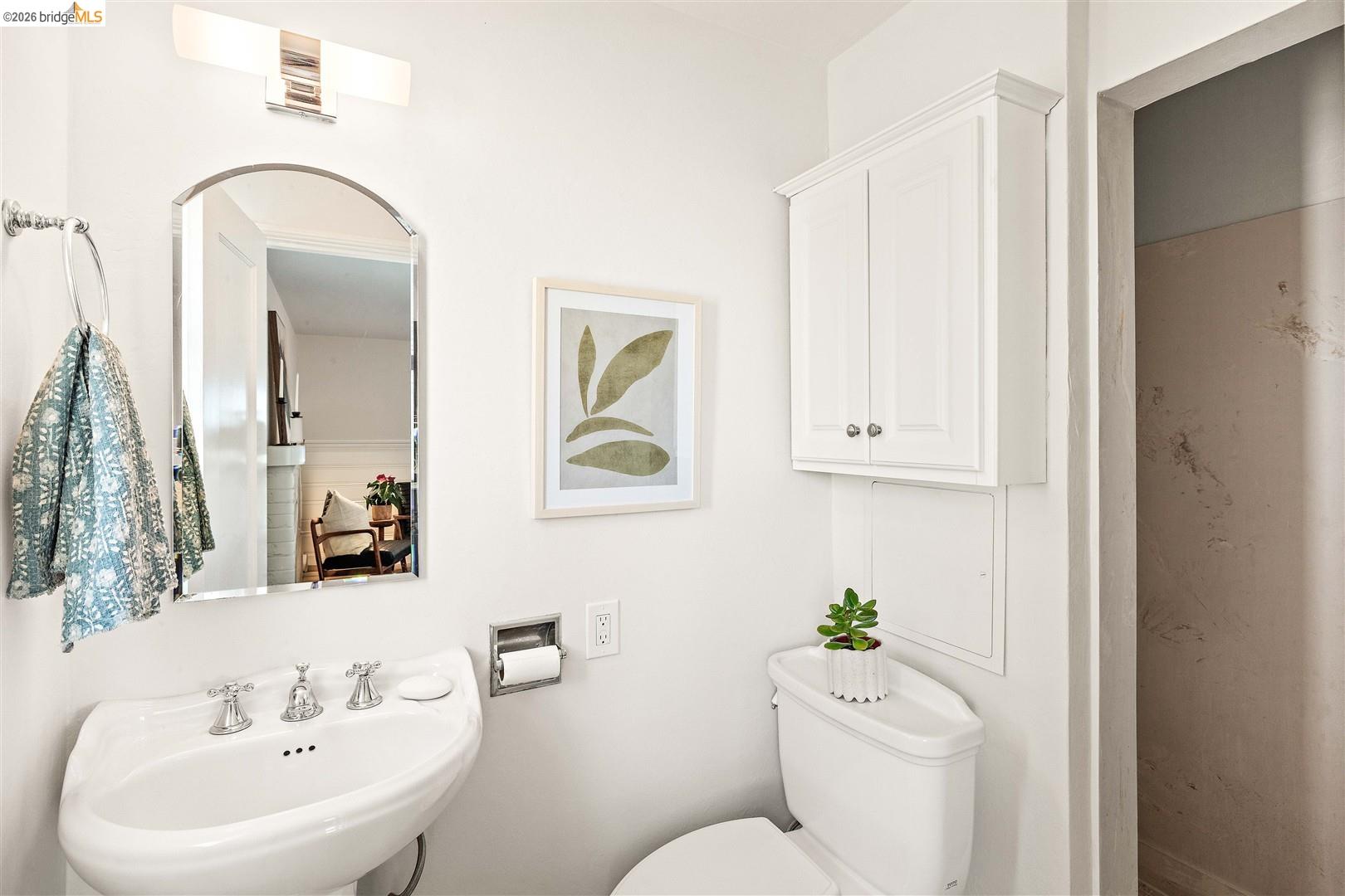 4261 Detroit, Oakland, CA, 94619