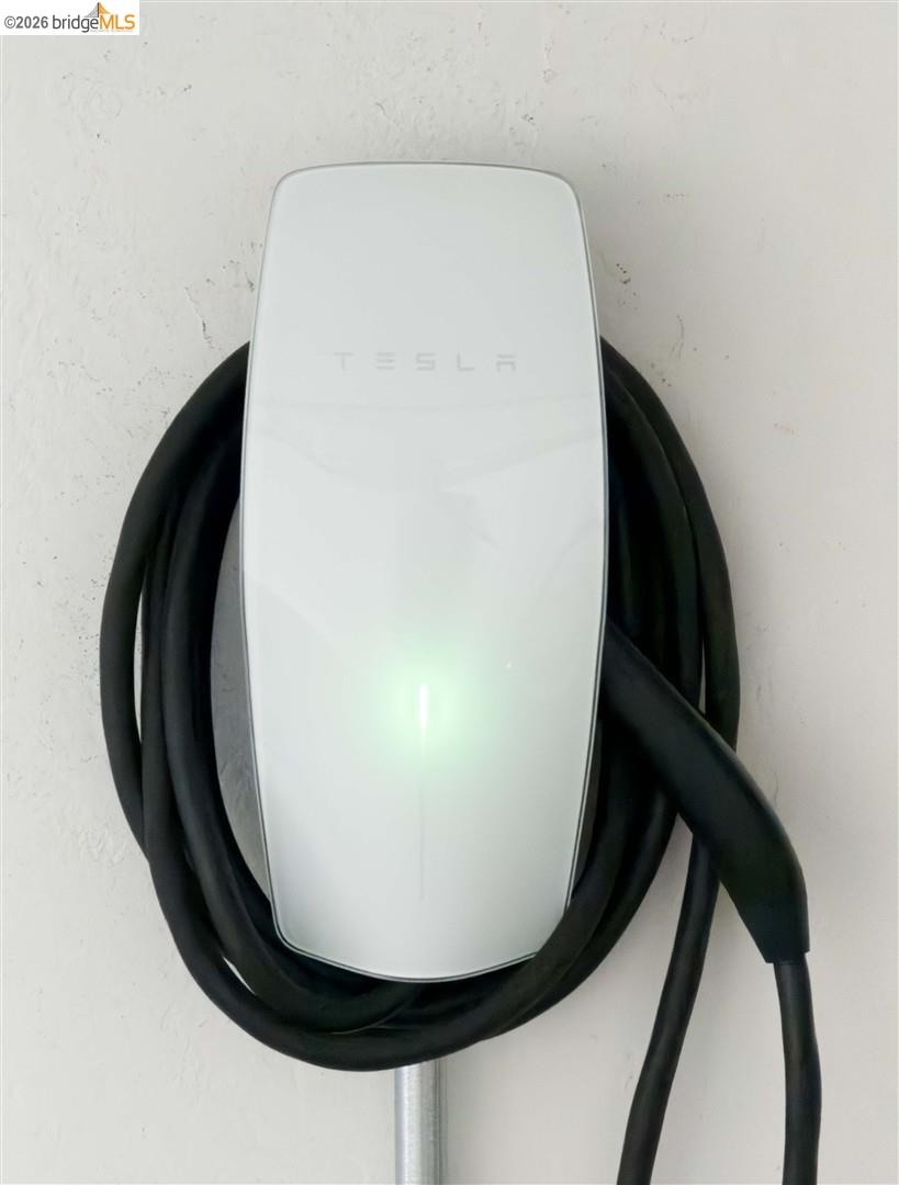 4261 Detroit, Oakland, CA, 94619