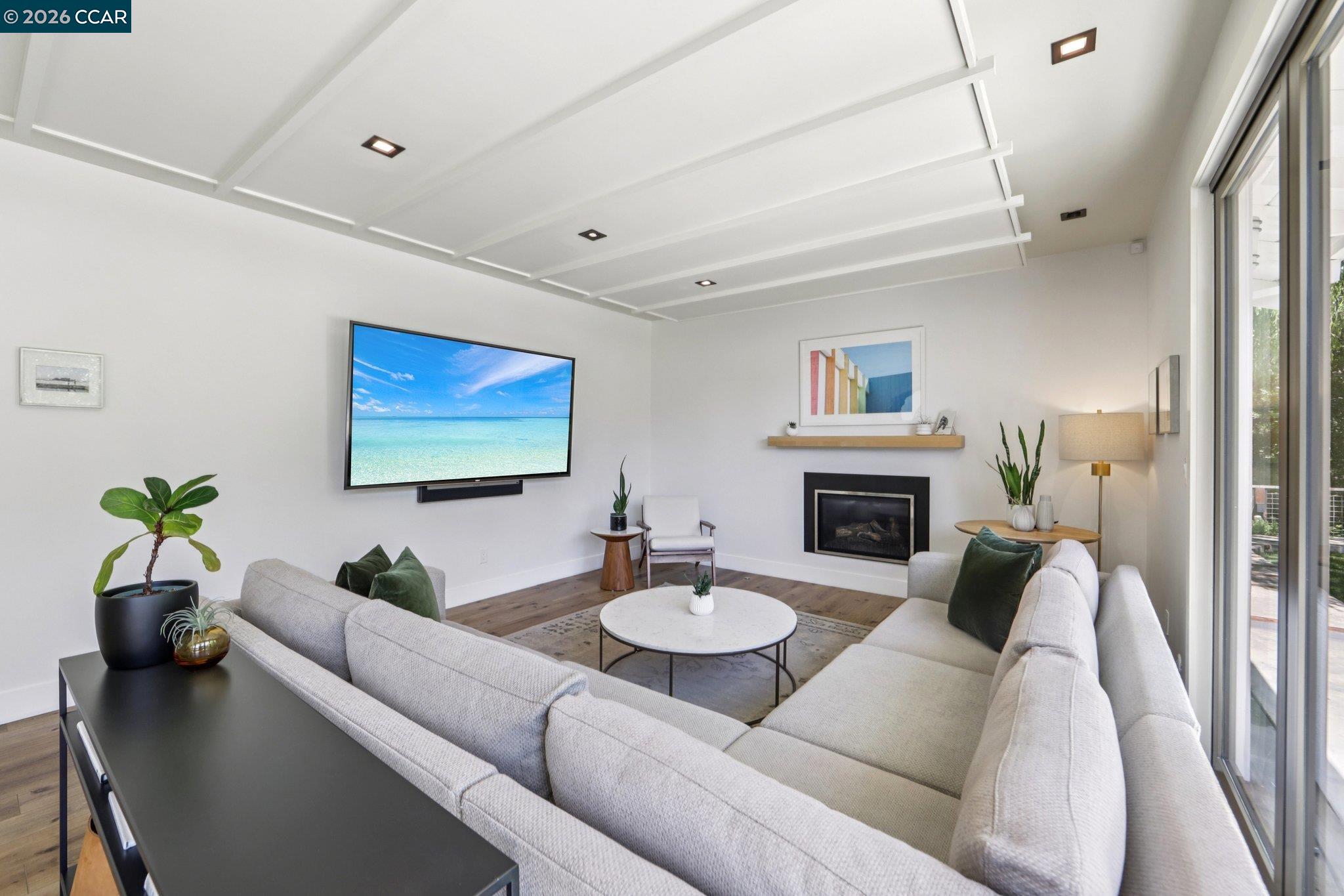 Detail Gallery Image 13 of 86 For 29 Winslow Pl, Moraga,  CA 94556 - 4 Beds | 2/1 Baths