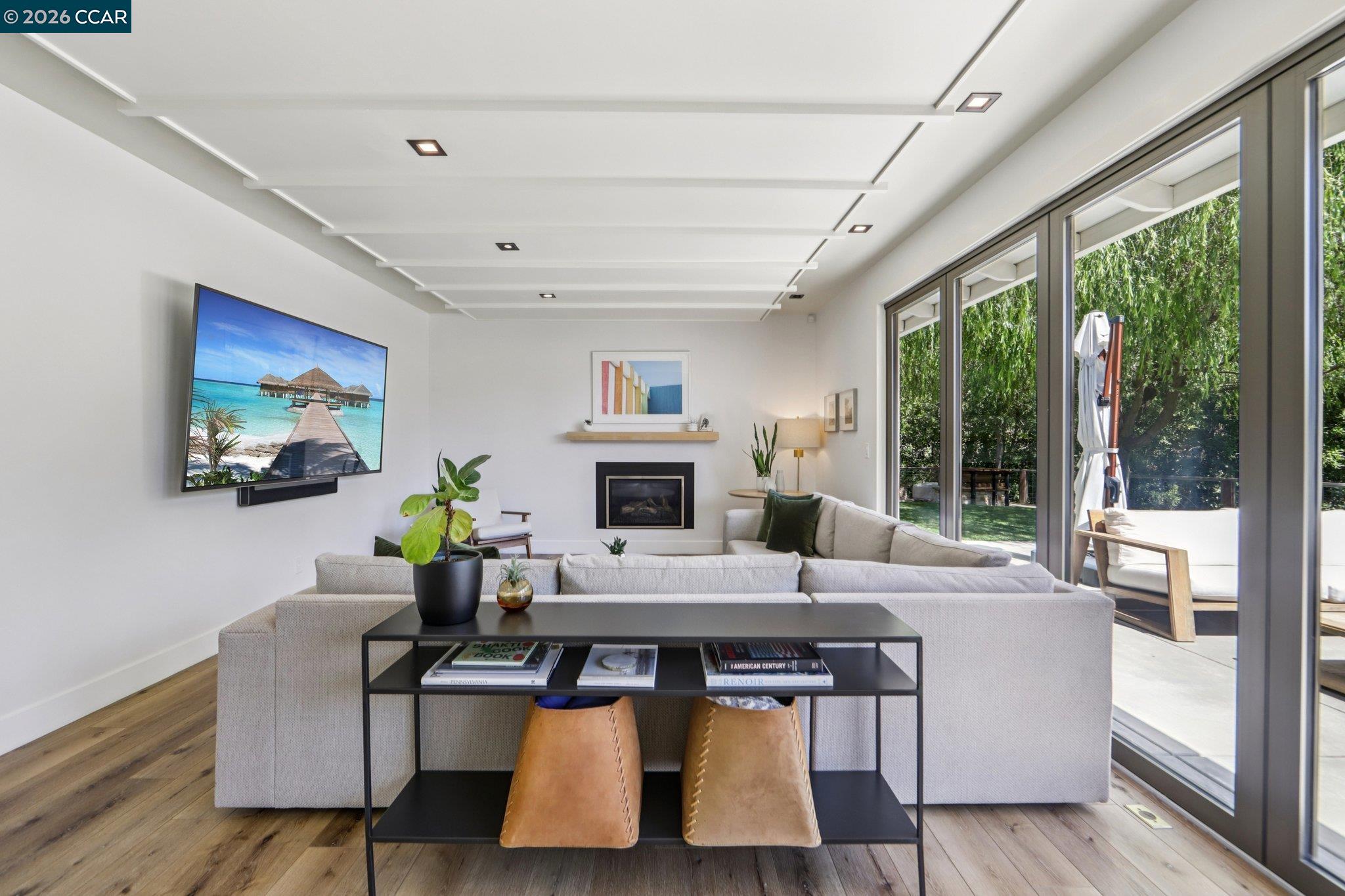 Detail Gallery Image 14 of 86 For 29 Winslow Pl, Moraga,  CA 94556 - 4 Beds | 2/1 Baths