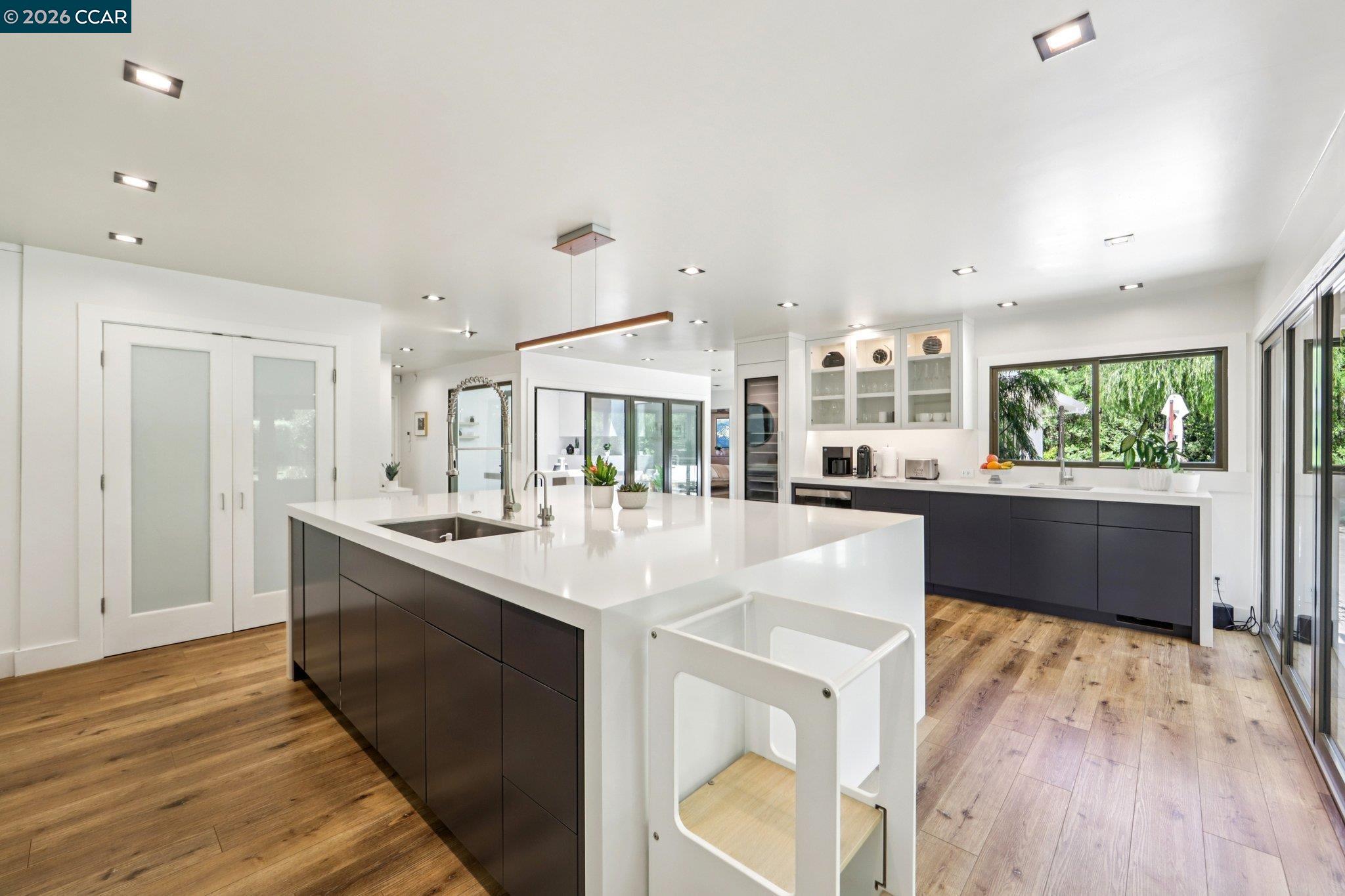 Detail Gallery Image 25 of 86 For 29 Winslow Pl, Moraga,  CA 94556 - 4 Beds | 2/1 Baths