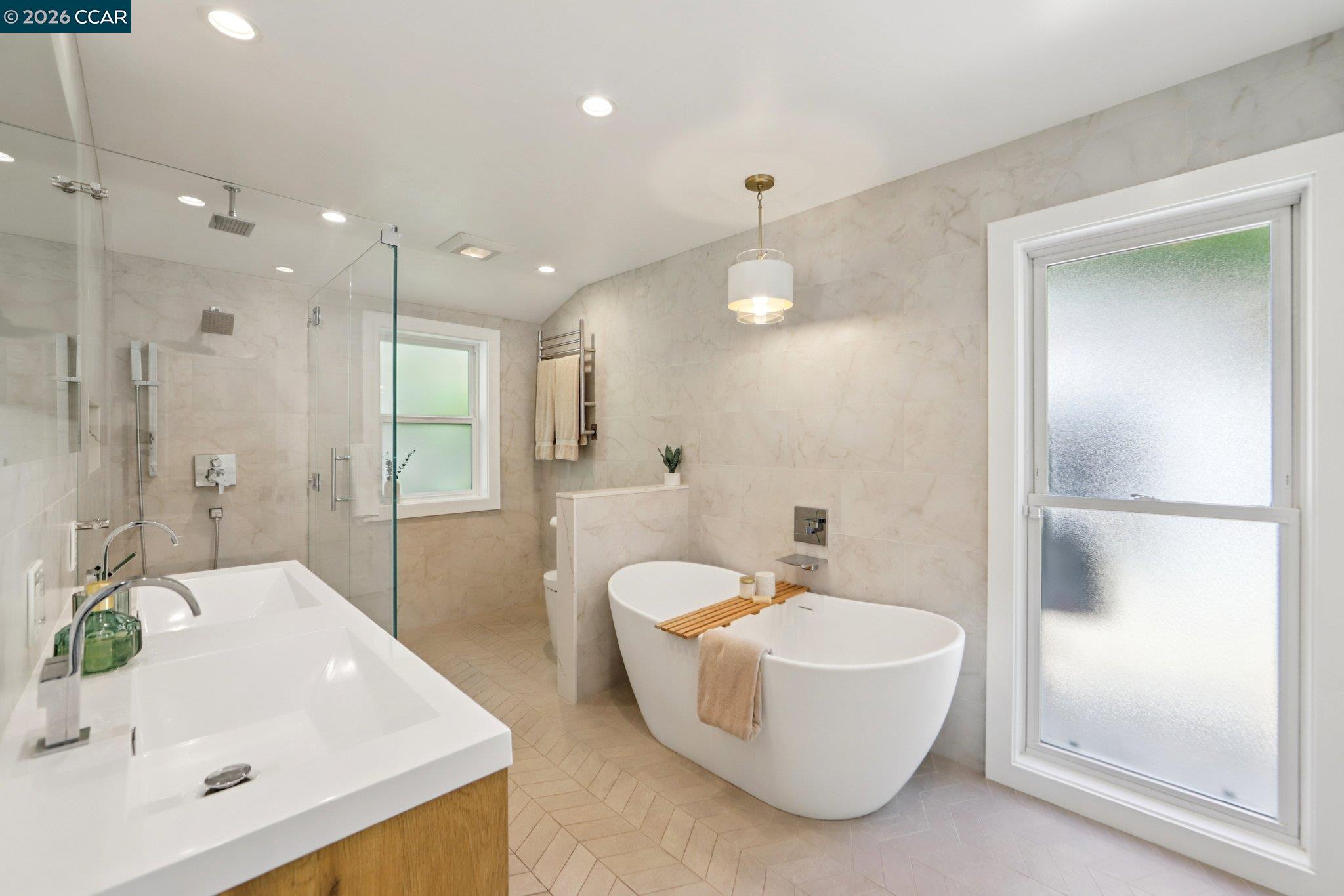 Detail Gallery Image 39 of 86 For 29 Winslow Pl, Moraga,  CA 94556 - 4 Beds | 2/1 Baths