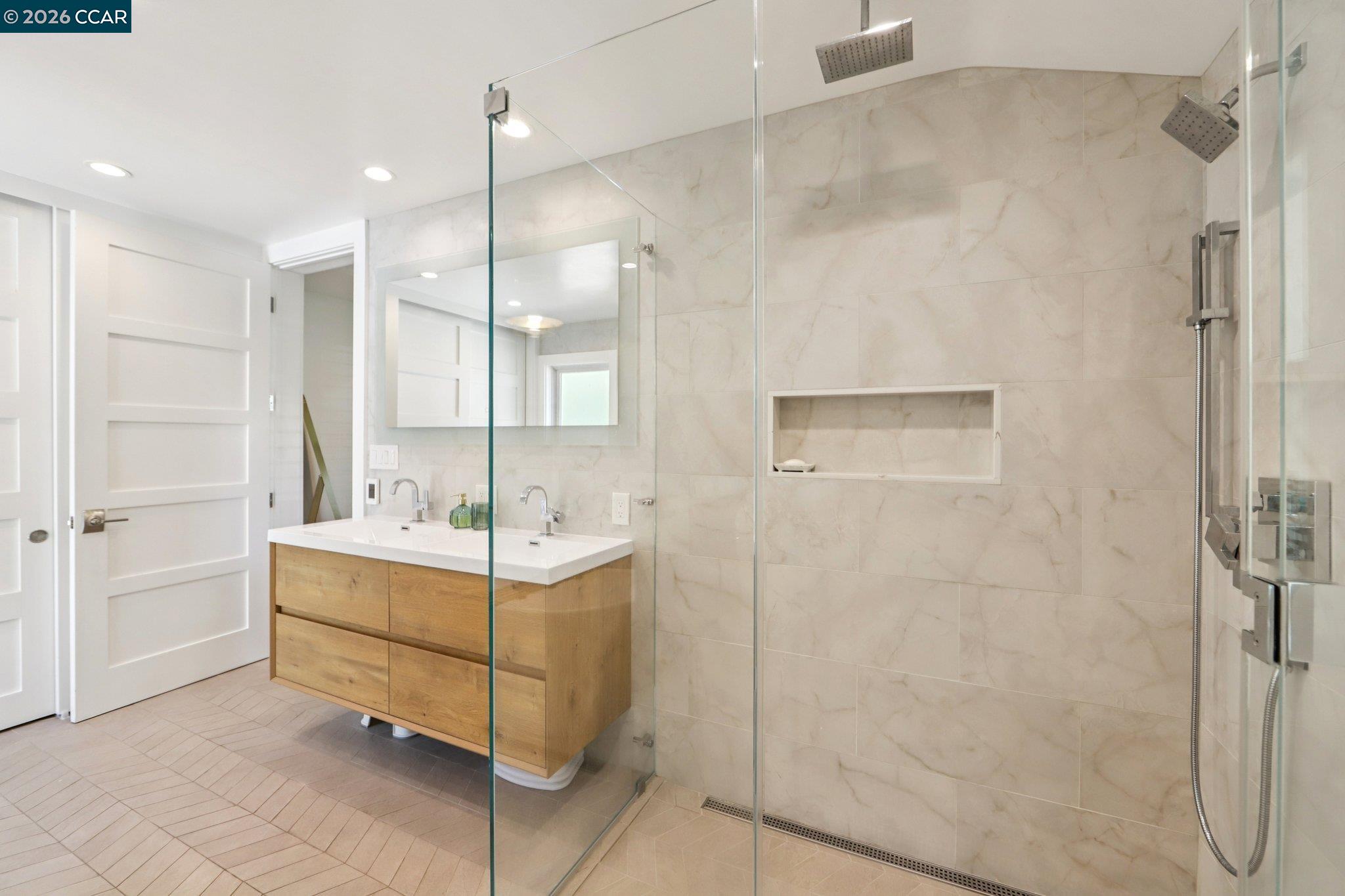 Detail Gallery Image 42 of 86 For 29 Winslow Pl, Moraga,  CA 94556 - 4 Beds | 2/1 Baths