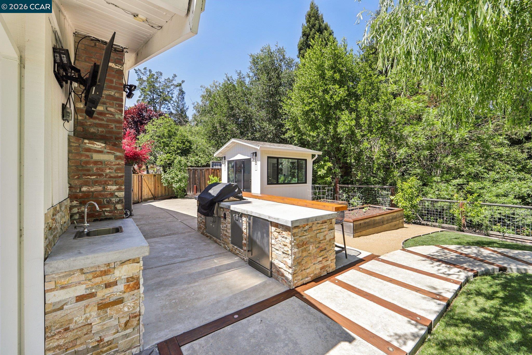 Detail Gallery Image 74 of 86 For 29 Winslow Pl, Moraga,  CA 94556 - 4 Beds | 2/1 Baths