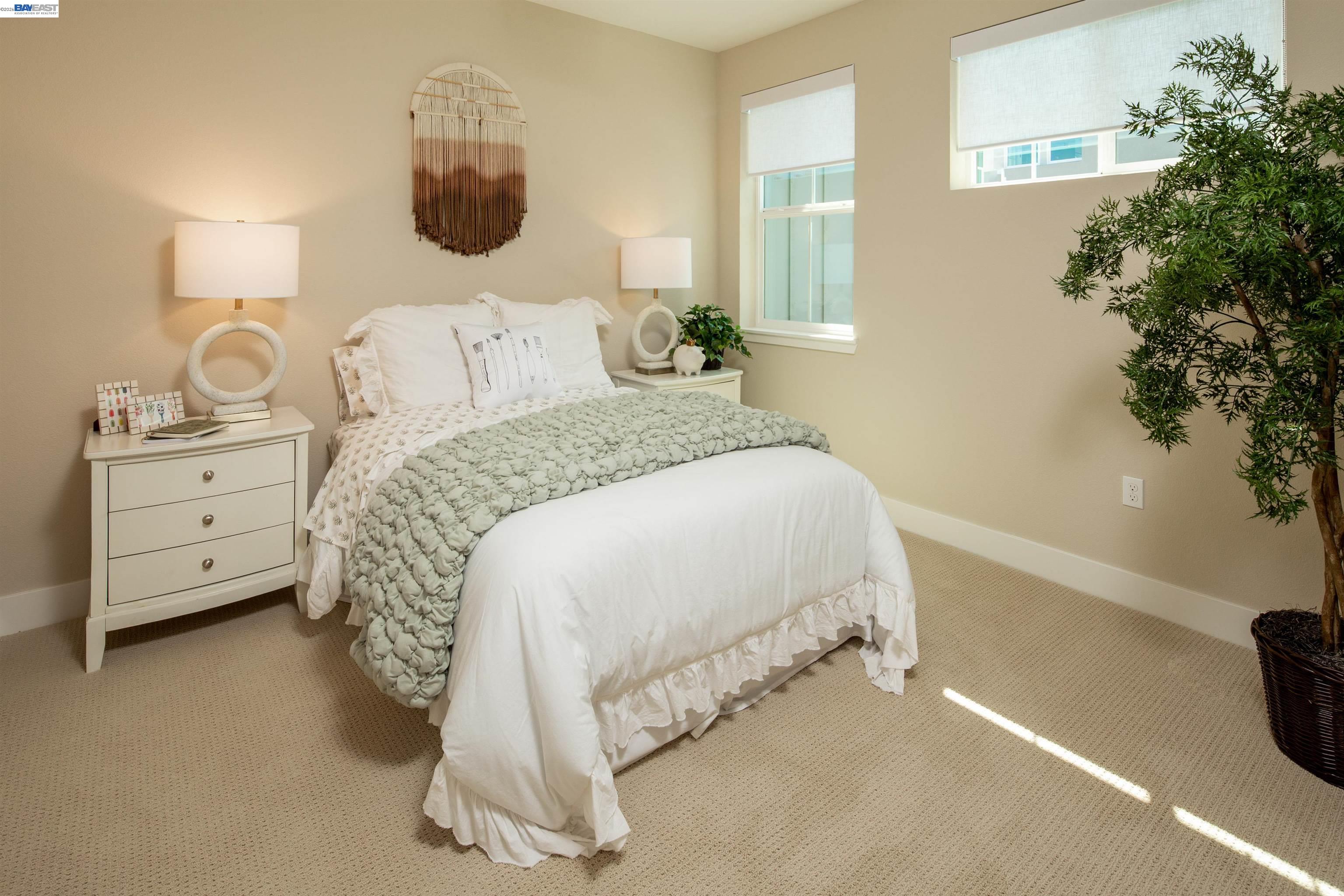 Detail Gallery Image 12 of 13 For 177 Gali Way #2401,  Napa,  CA 94558 - 3 Beds | 2/1 Baths