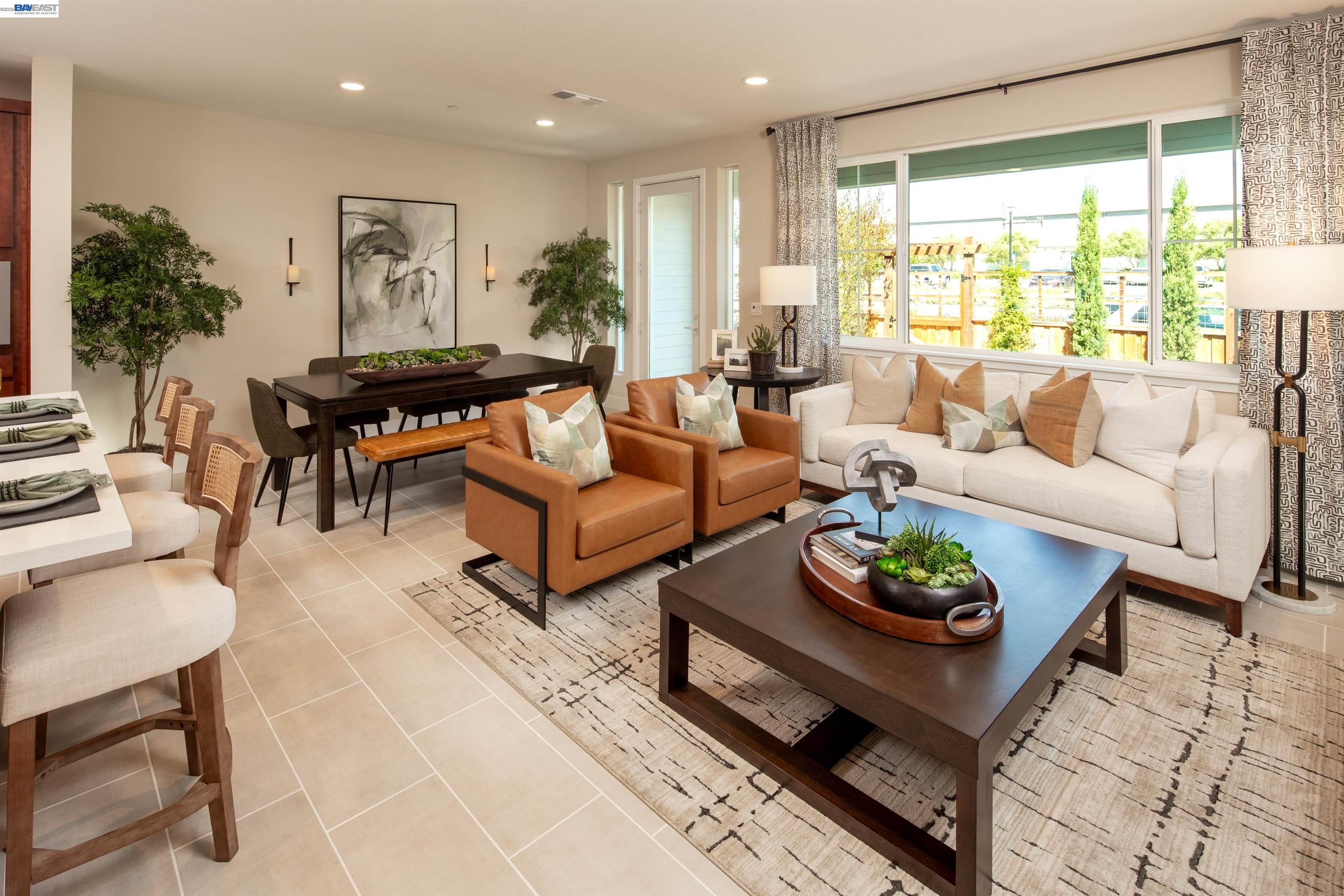 Detail Gallery Image 7 of 13 For 177 Gali Way #2401,  Napa,  CA 94558 - 3 Beds | 2/1 Baths