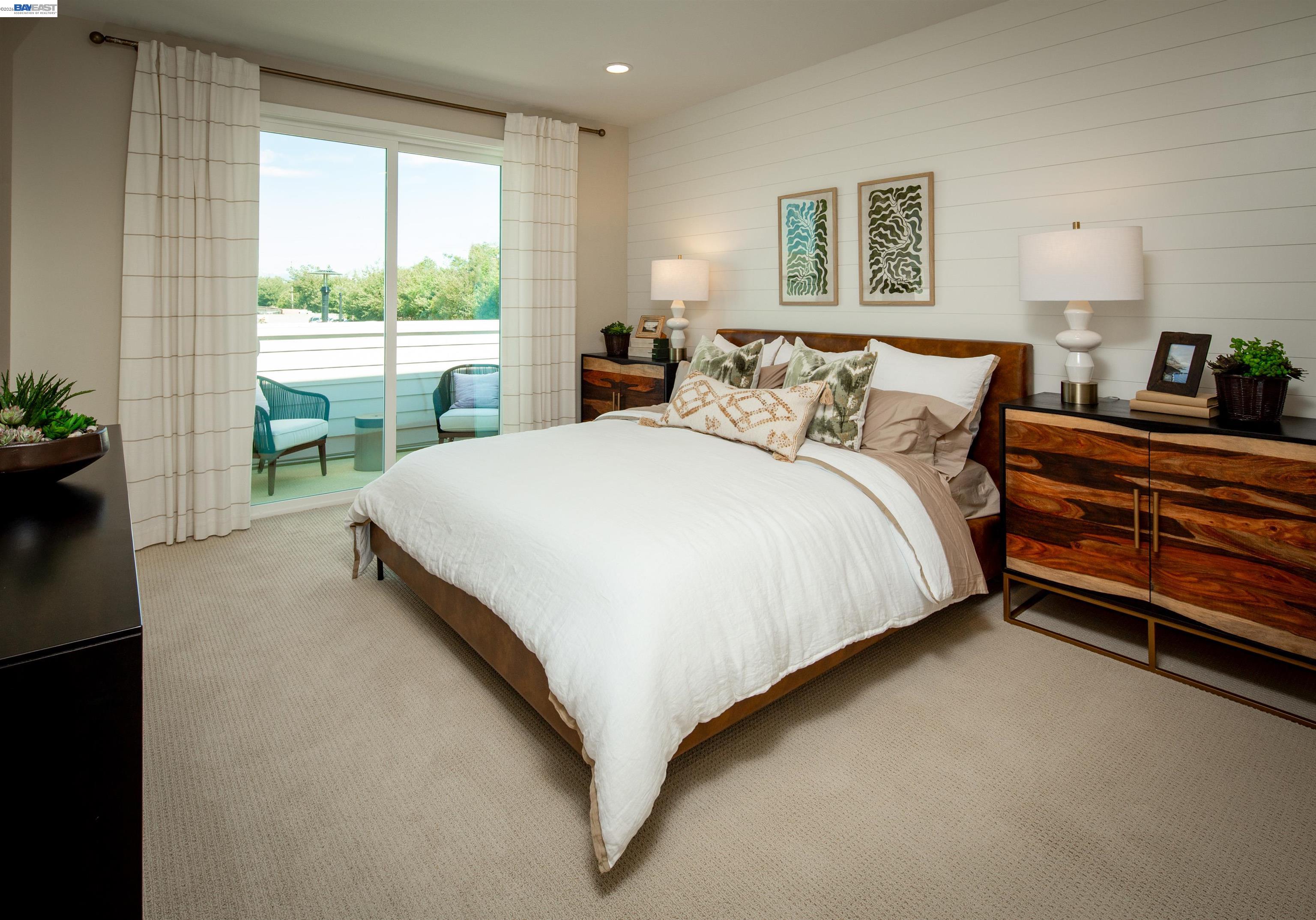 Detail Gallery Image 10 of 13 For 177 Gali Way #2401,  Napa,  CA 94558 - 3 Beds | 2/1 Baths