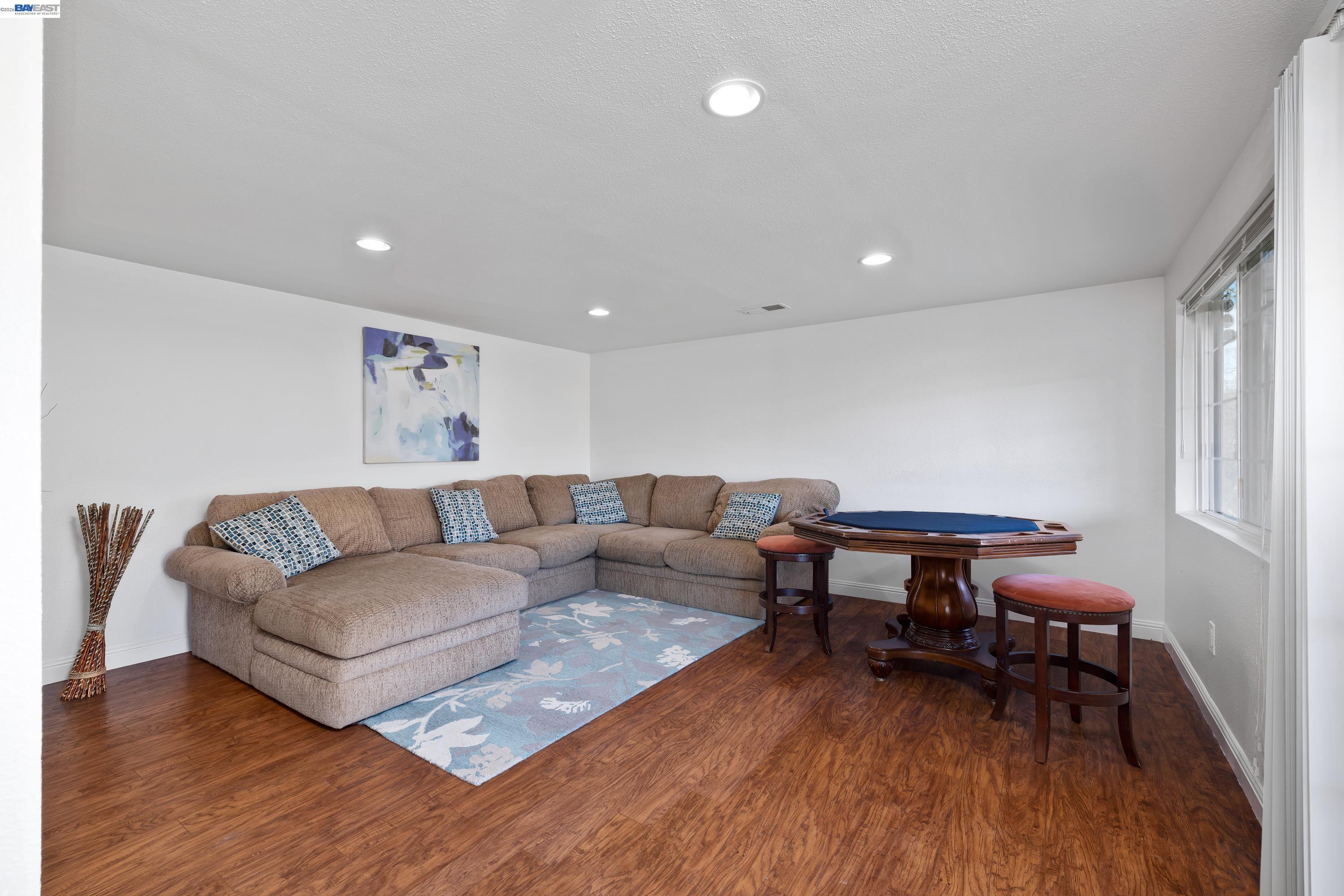 Detail Gallery Image 17 of 30 For 1152 Acorn St, Copperopolis,  CA 95228 - 4 Beds | 2 Baths