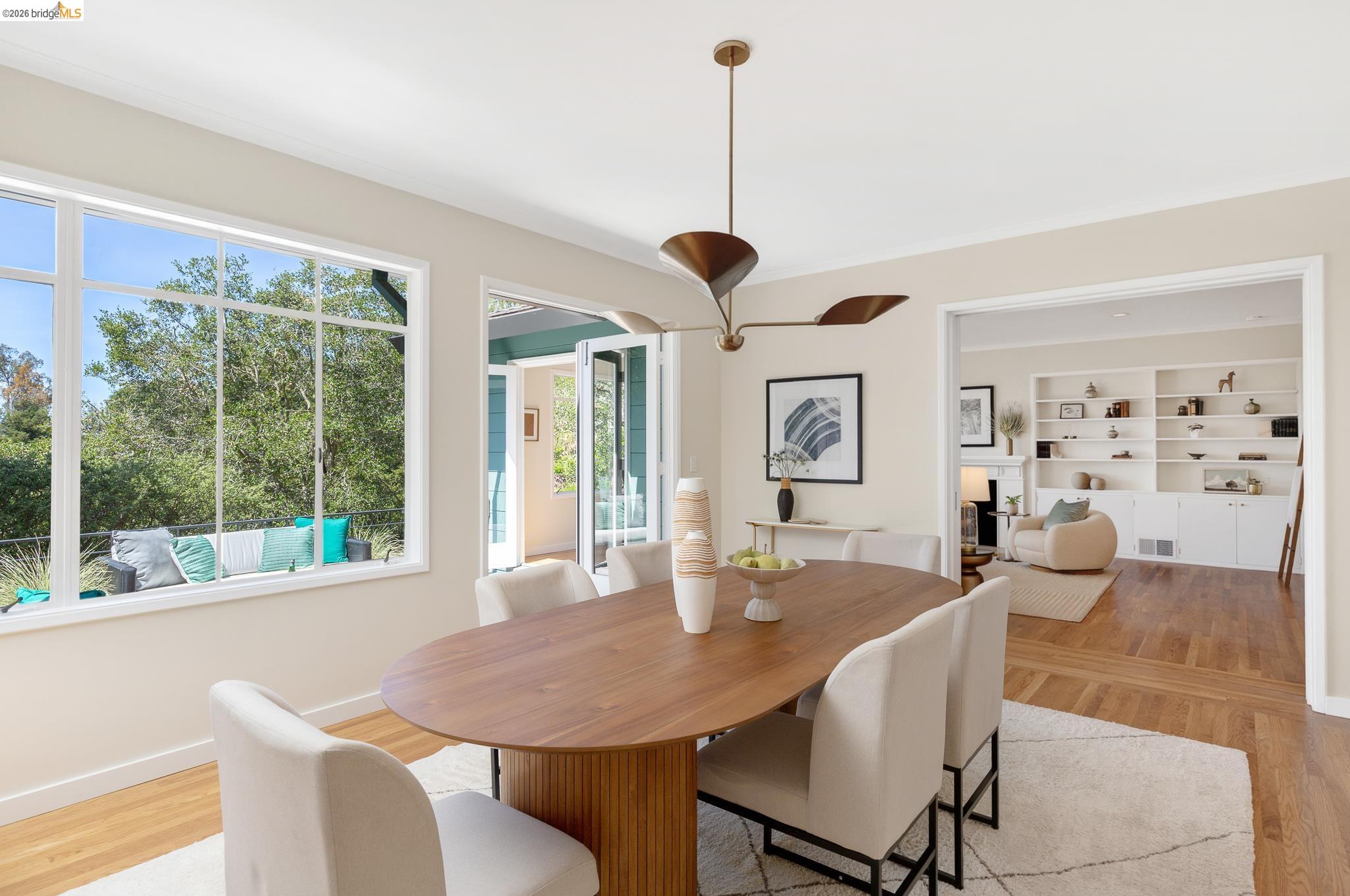 Detail Gallery Image 18 of 58 For 5727 La Salle Ave, Oakland,  CA 94611 - 3 Beds | 2/1 Baths