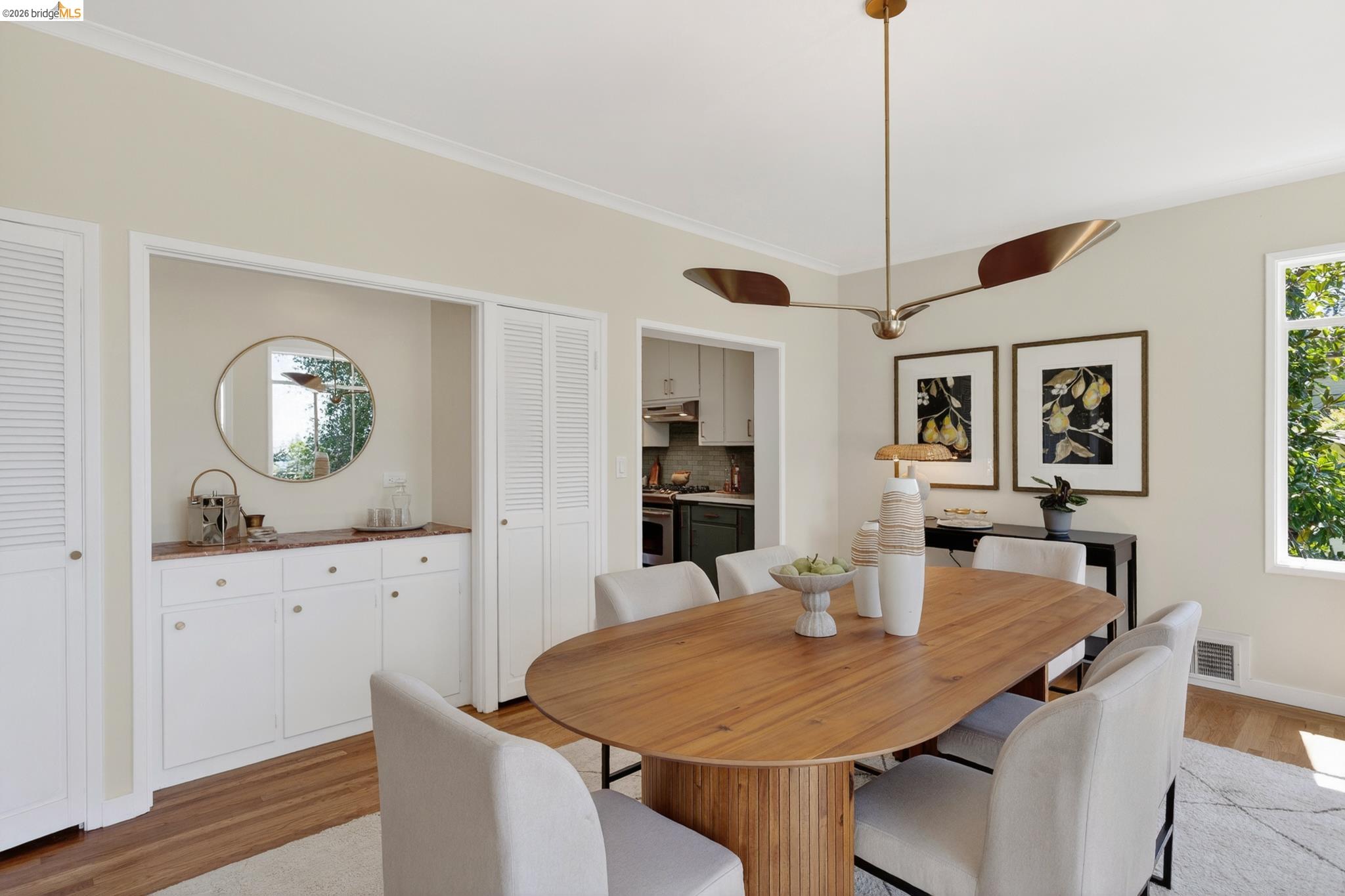 Detail Gallery Image 19 of 58 For 5727 La Salle Ave, Oakland,  CA 94611 - 3 Beds | 2/1 Baths