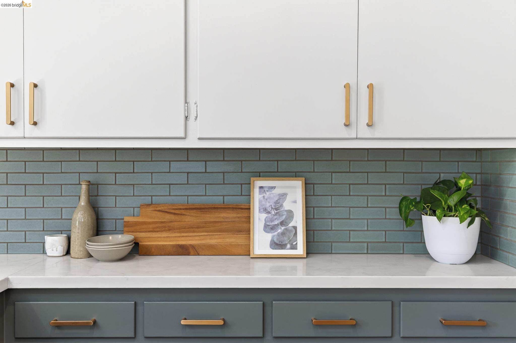 Detail Gallery Image 23 of 58 For 5727 La Salle Ave, Oakland,  CA 94611 - 3 Beds | 2/1 Baths