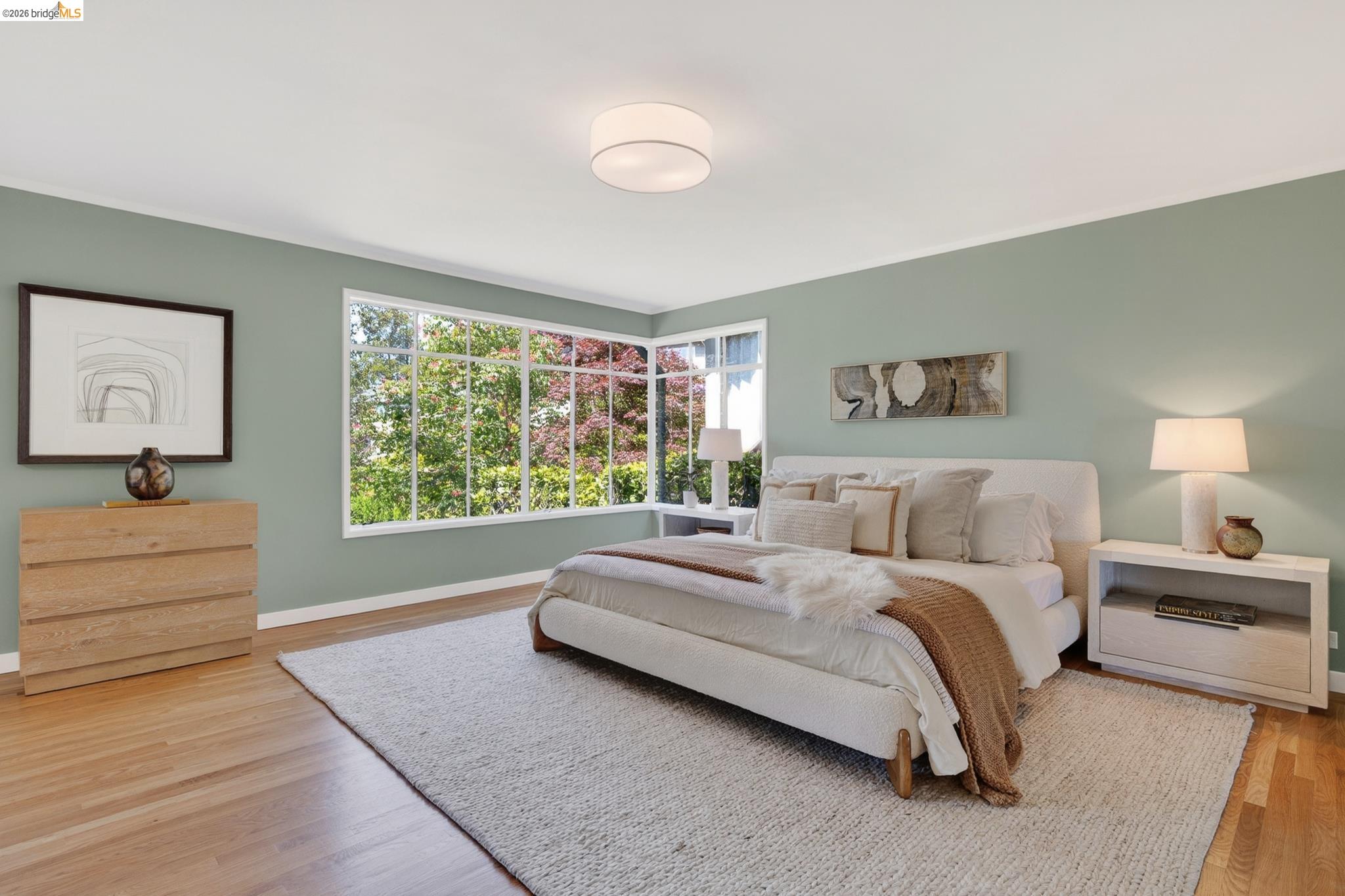 Detail Gallery Image 27 of 58 For 5727 La Salle Ave, Oakland,  CA 94611 - 3 Beds | 2/1 Baths