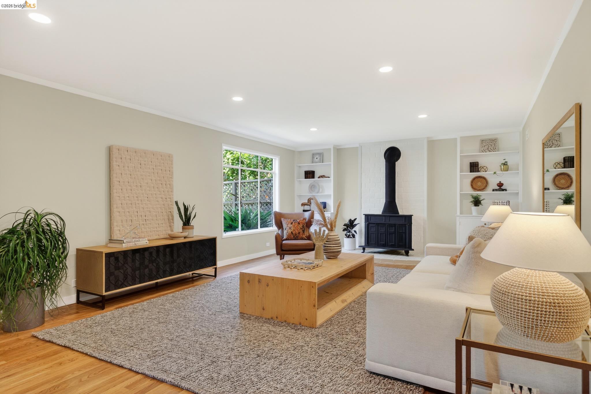 Detail Gallery Image 40 of 58 For 5727 La Salle Ave, Oakland,  CA 94611 - 3 Beds | 2/1 Baths