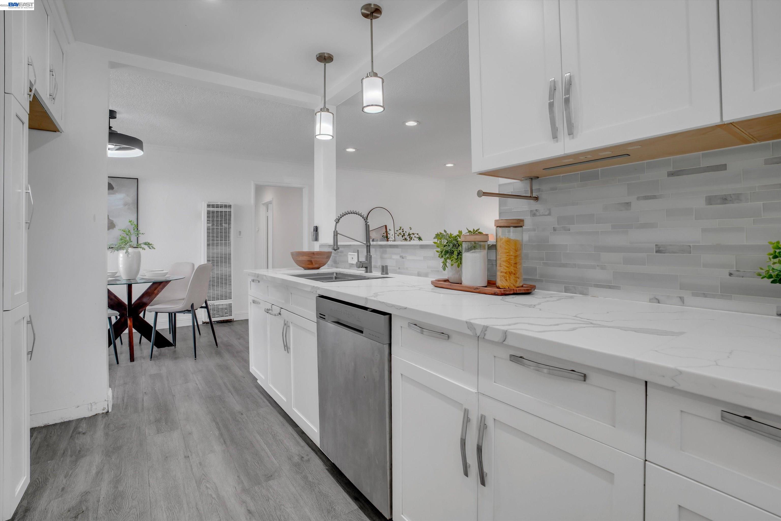 Detail Gallery Image 11 of 33 For 26338 Hickory Ave, Hayward,  CA 94544 - 3 Beds | 1 Baths