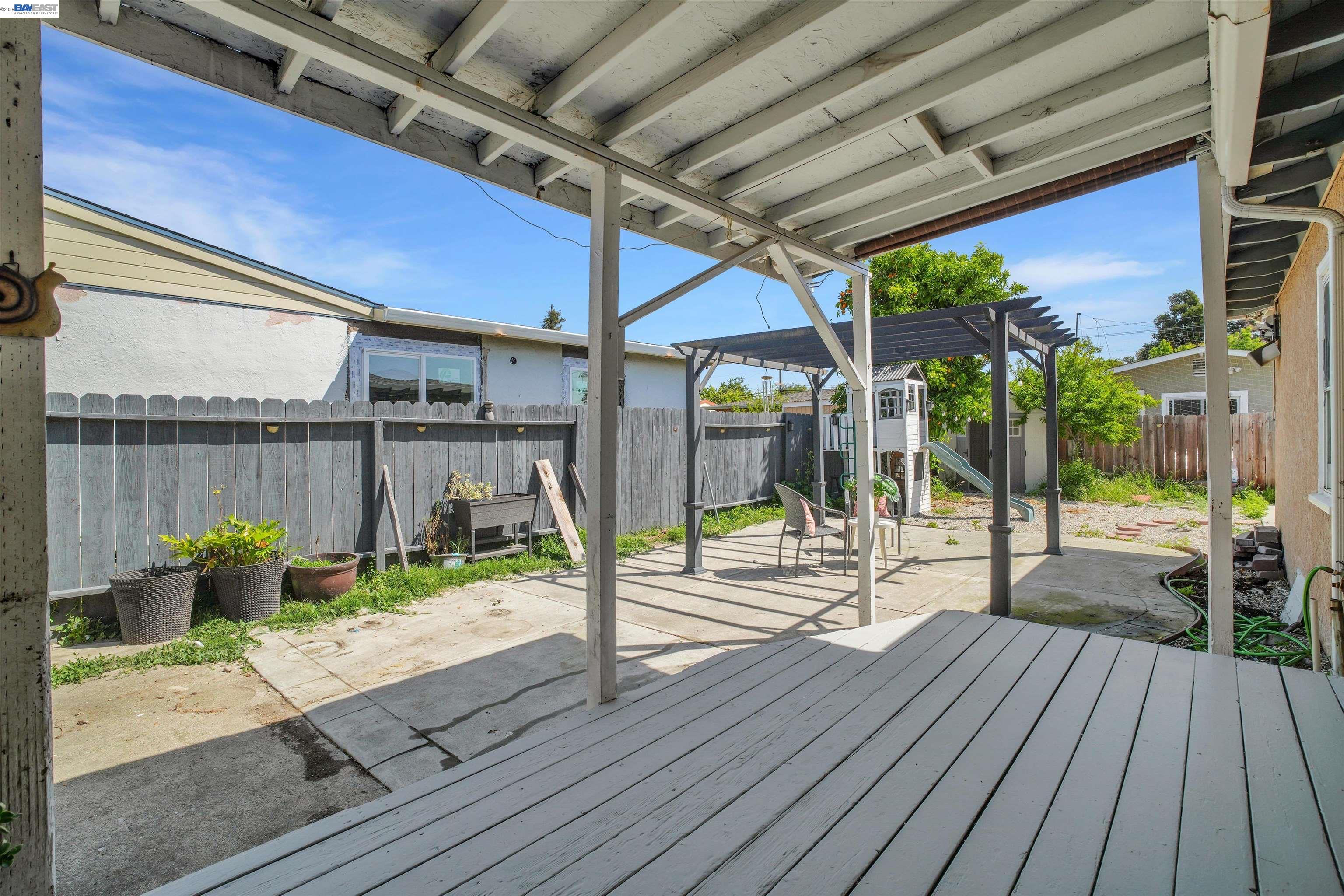 Detail Gallery Image 23 of 33 For 26338 Hickory Ave, Hayward,  CA 94544 - 3 Beds | 1 Baths