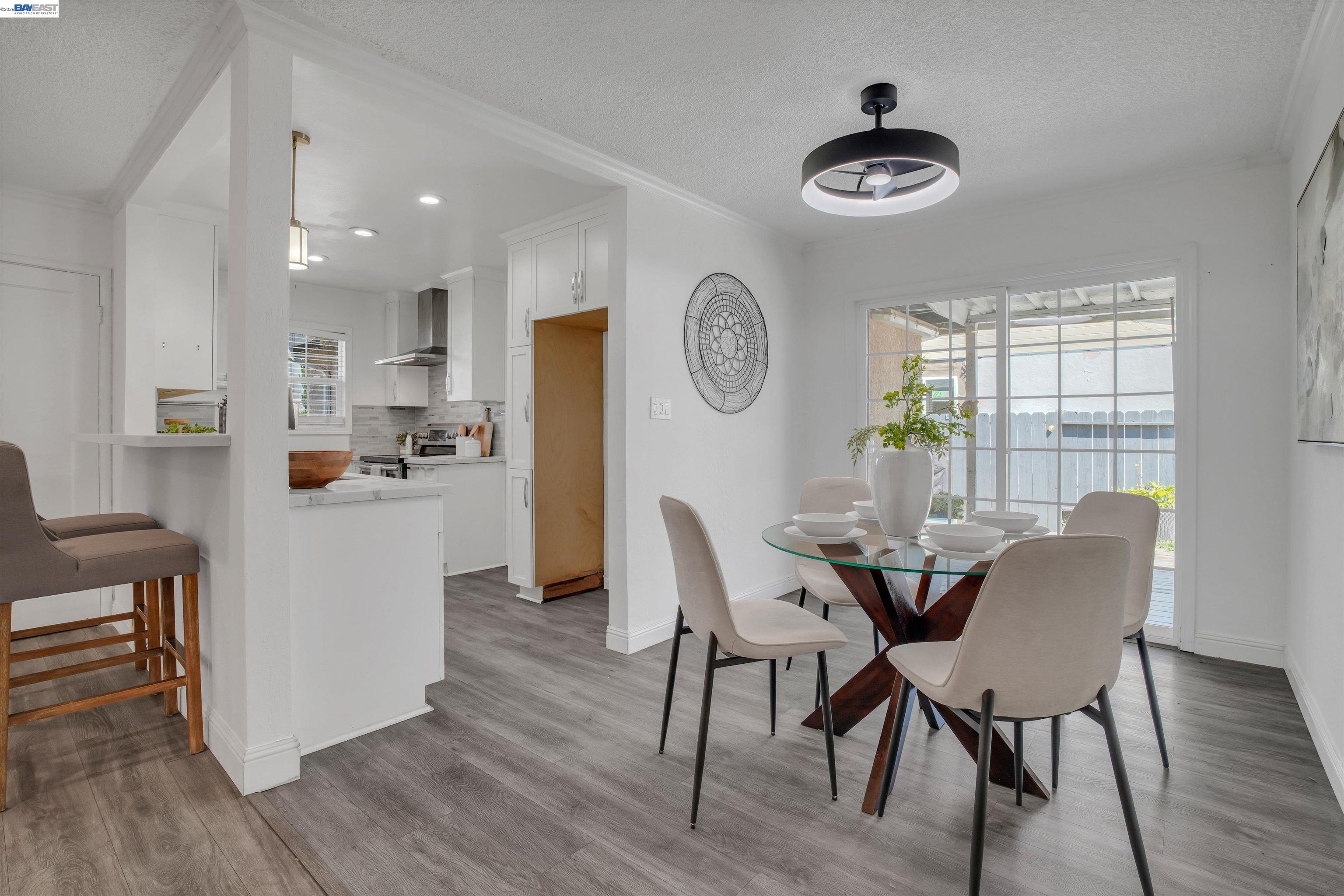 Detail Gallery Image 7 of 33 For 26338 Hickory Ave, Hayward,  CA 94544 - 3 Beds | 1 Baths