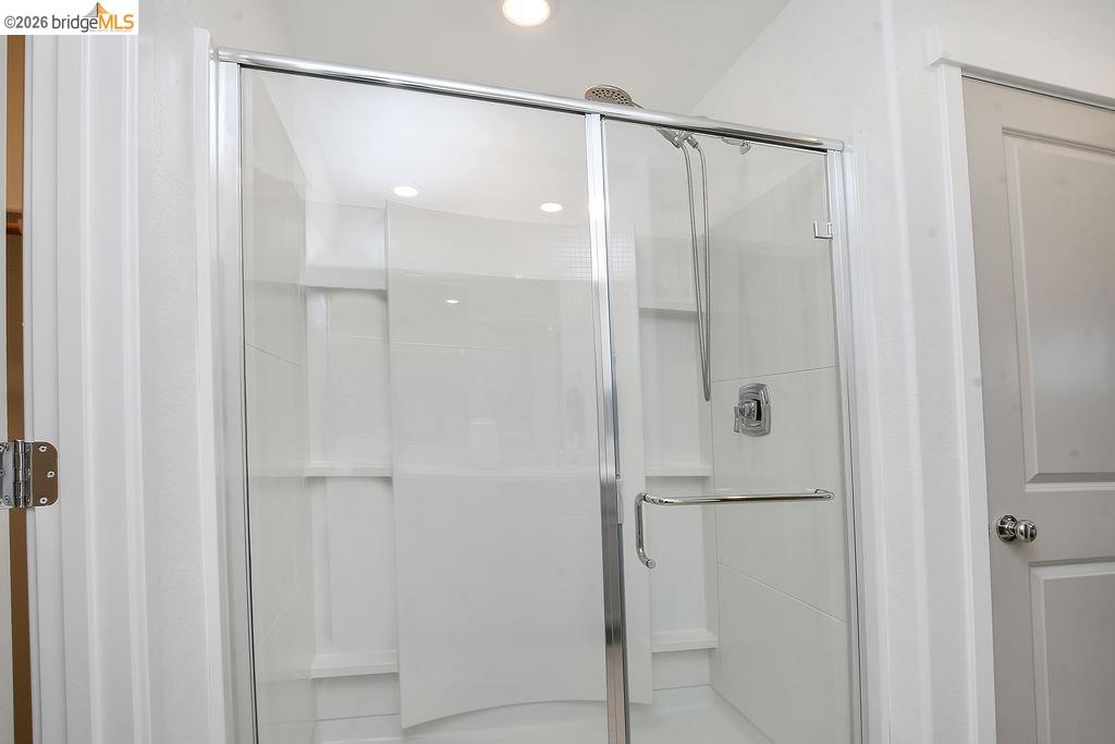 Detail Gallery Image 20 of 40 For 5308 Ramona Valley Ln, Antioch,  CA 94531 - 5 Beds | 3 Baths