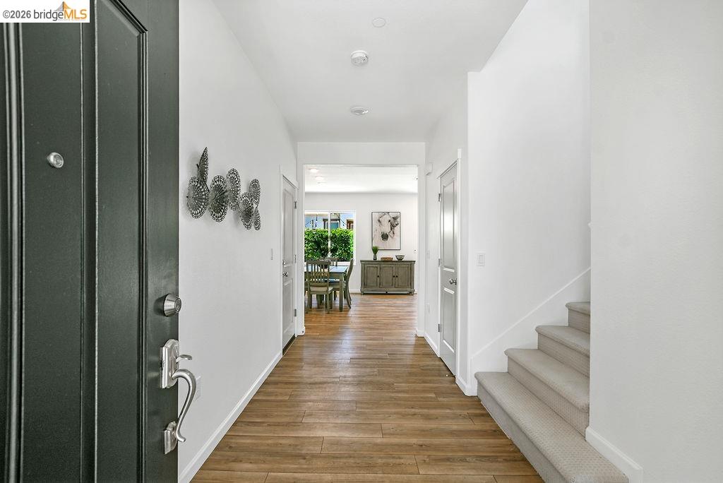 Detail Gallery Image 3 of 40 For 5308 Ramona Valley Ln, Antioch,  CA 94531 - 5 Beds | 3 Baths