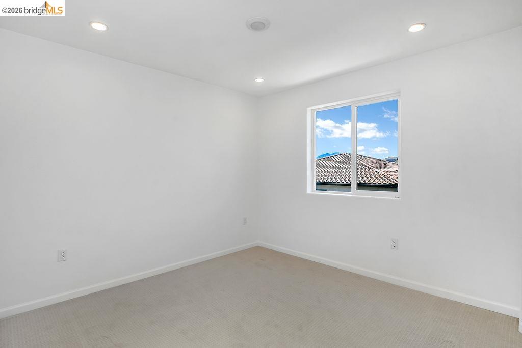 Detail Gallery Image 25 of 40 For 5308 Ramona Valley Ln, Antioch,  CA 94531 - 5 Beds | 3 Baths