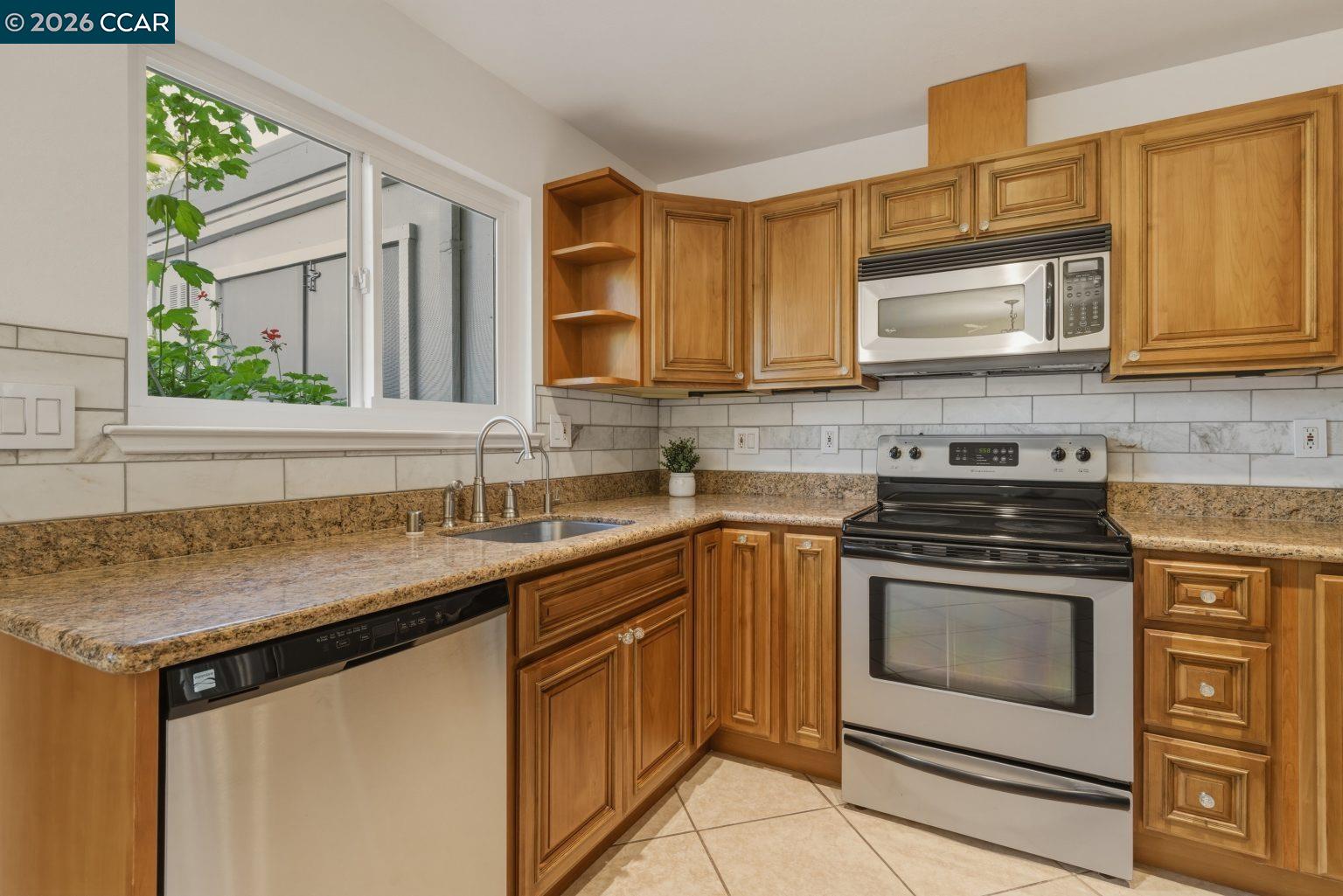 Photo #10: 41131439 Listing: Photo #10