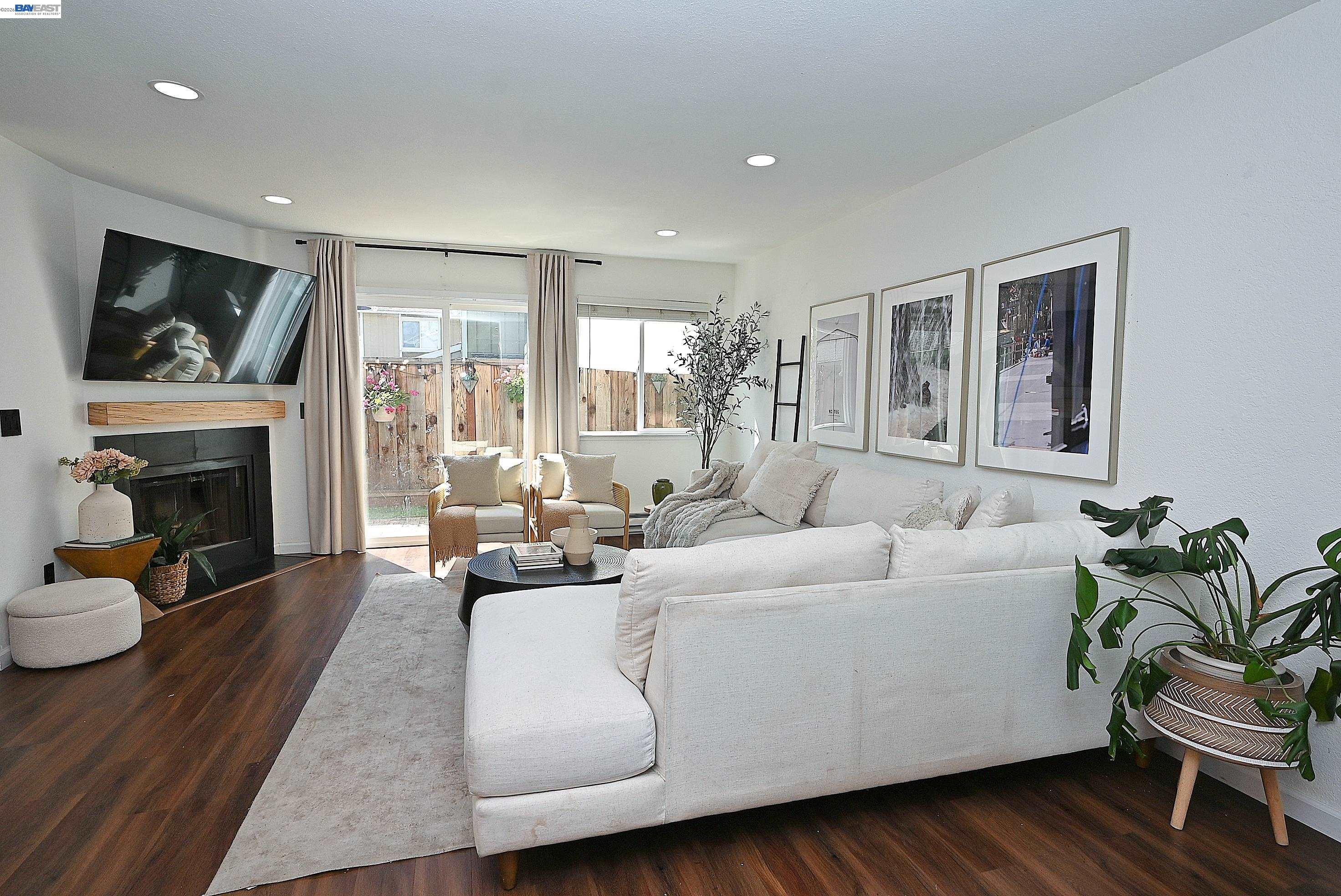 Photo #6: 41131446 Listing: Photo #6