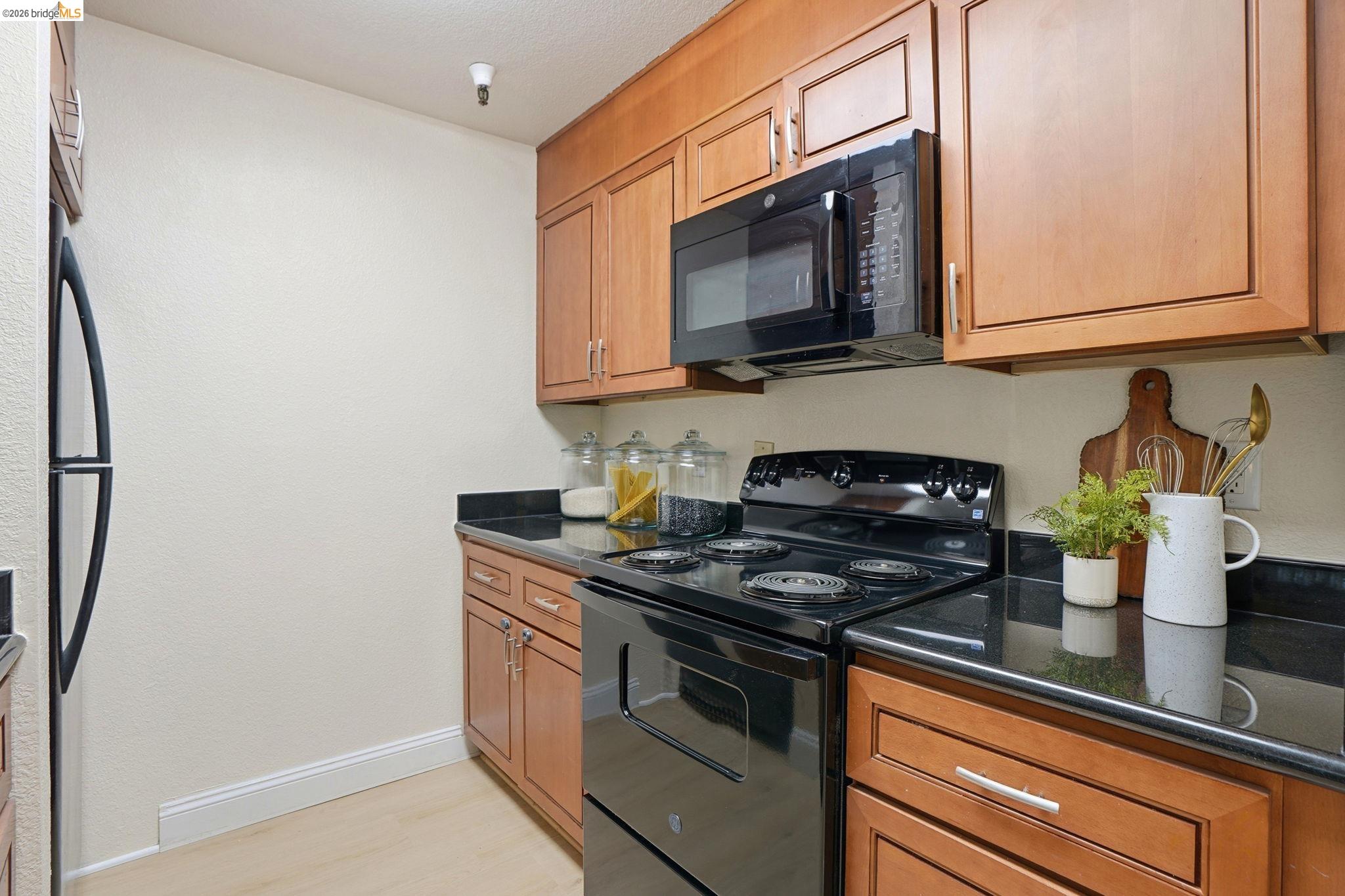 Photo #5: 41131449 Listing: Photo #5