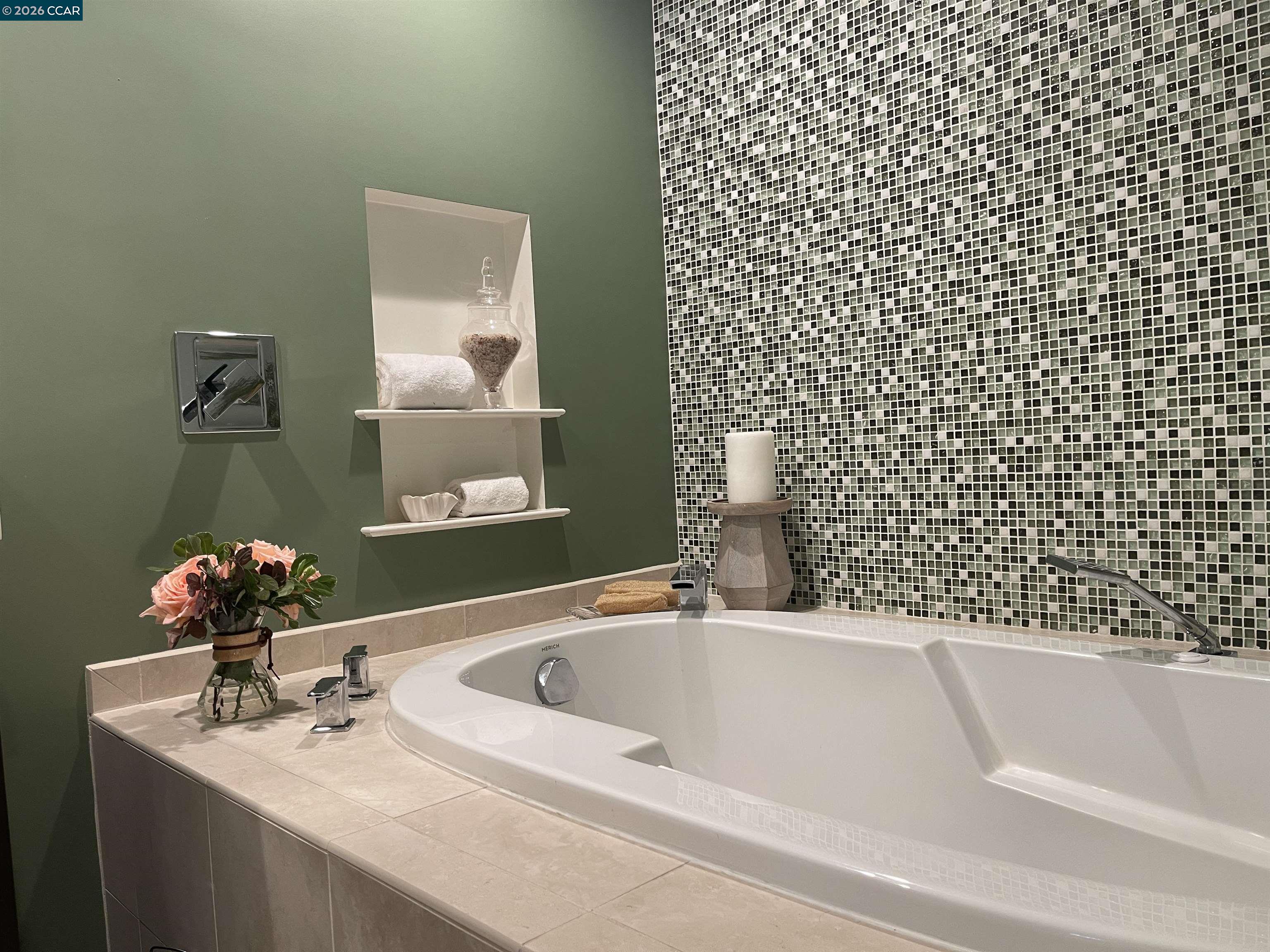 Photo #15: 41131454 Listing: Photo #15