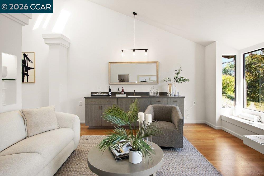 Detail Gallery Image 11 of 79 For 39 Sea Pines Street, Moraga,  CA 94556 - 2 Beds | 2 Baths