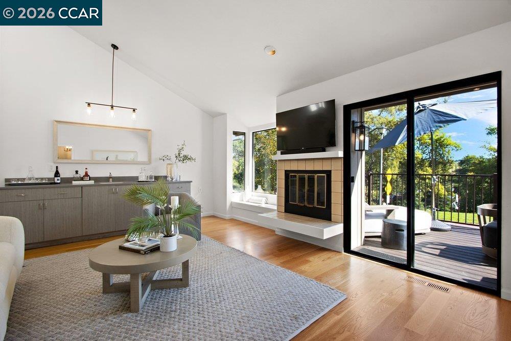 Detail Gallery Image 4 of 79 For 39 Sea Pines Street, Moraga,  CA 94556 - 2 Beds | 2 Baths