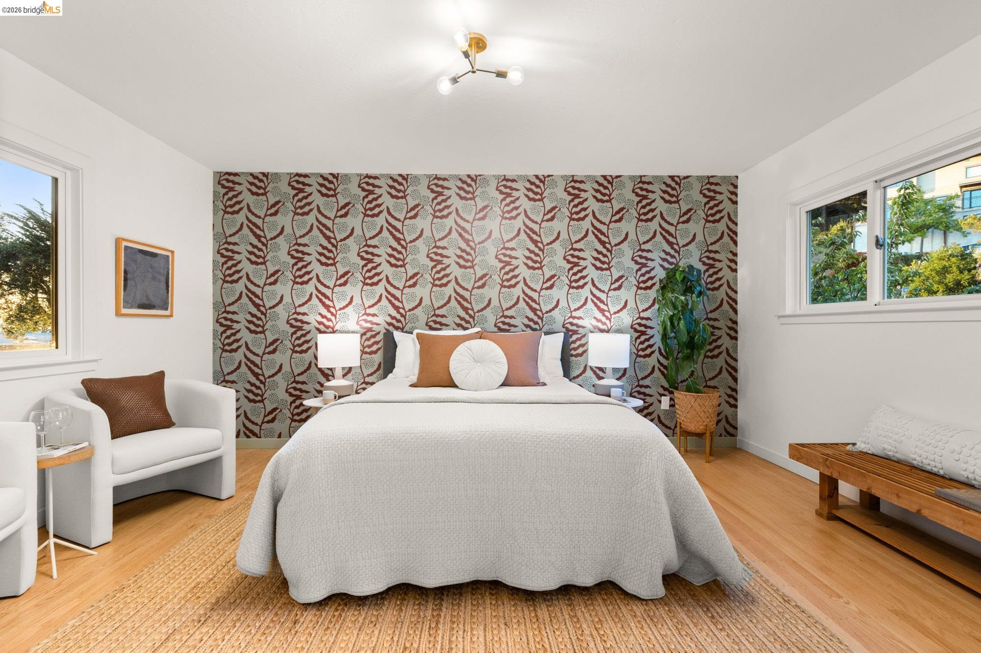 Detail Gallery Image 28 of 63 For 7403 Skyline Blvd, Oakland,  CA 94611 - 3 Beds | 2/1 Baths