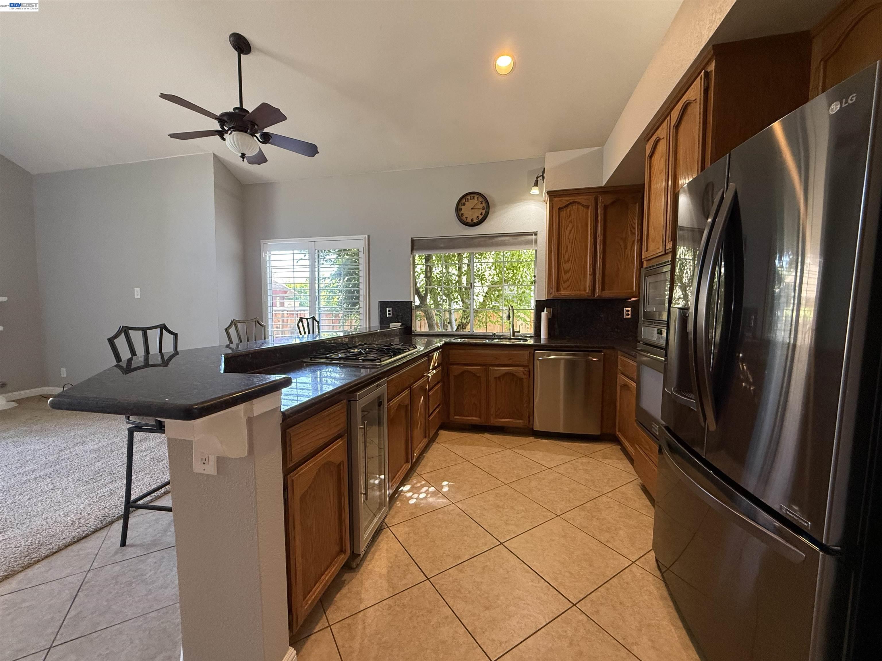 Detail Gallery Image 9 of 31 For 3074 Boardwalk St, Pleasanton,  CA 94588 - 3 Beds | 2 Baths