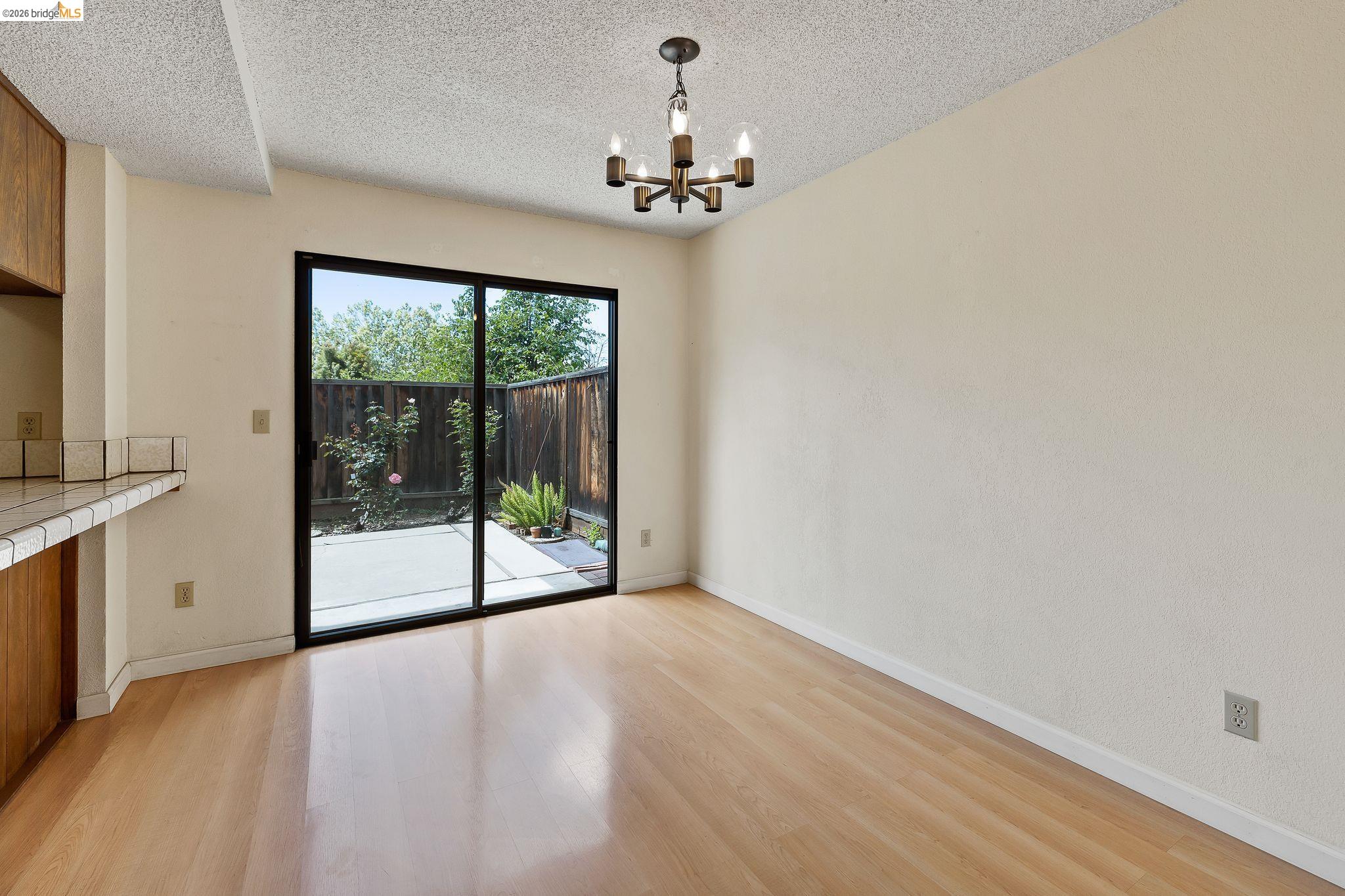 Photo #14: 41131459 Listing: Photo #14