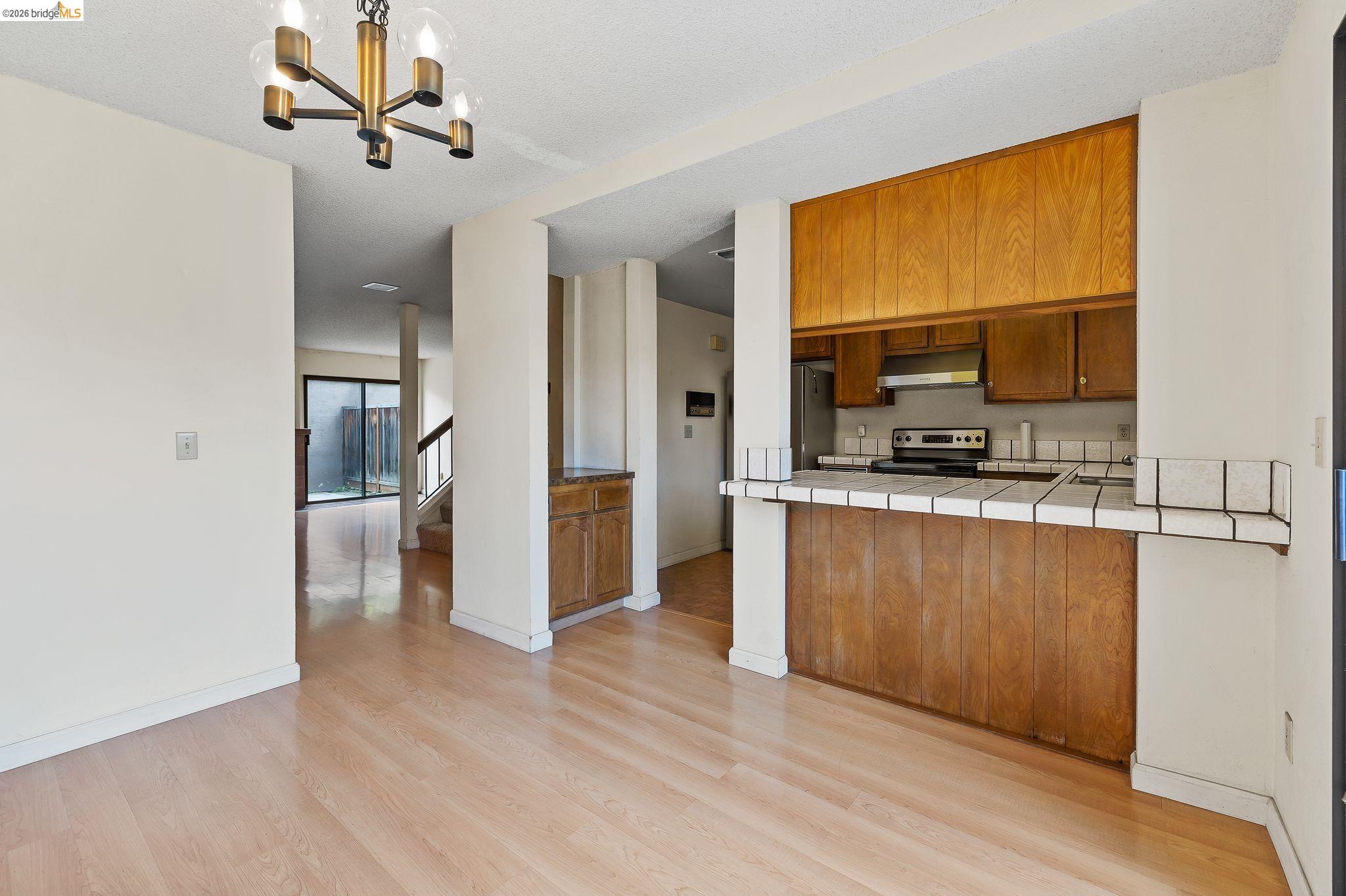 Detail Gallery Image 20 of 58 For 3874 Burton Common, Fremont,  CA 94536-6039 - 2 Beds | 2/1 Baths