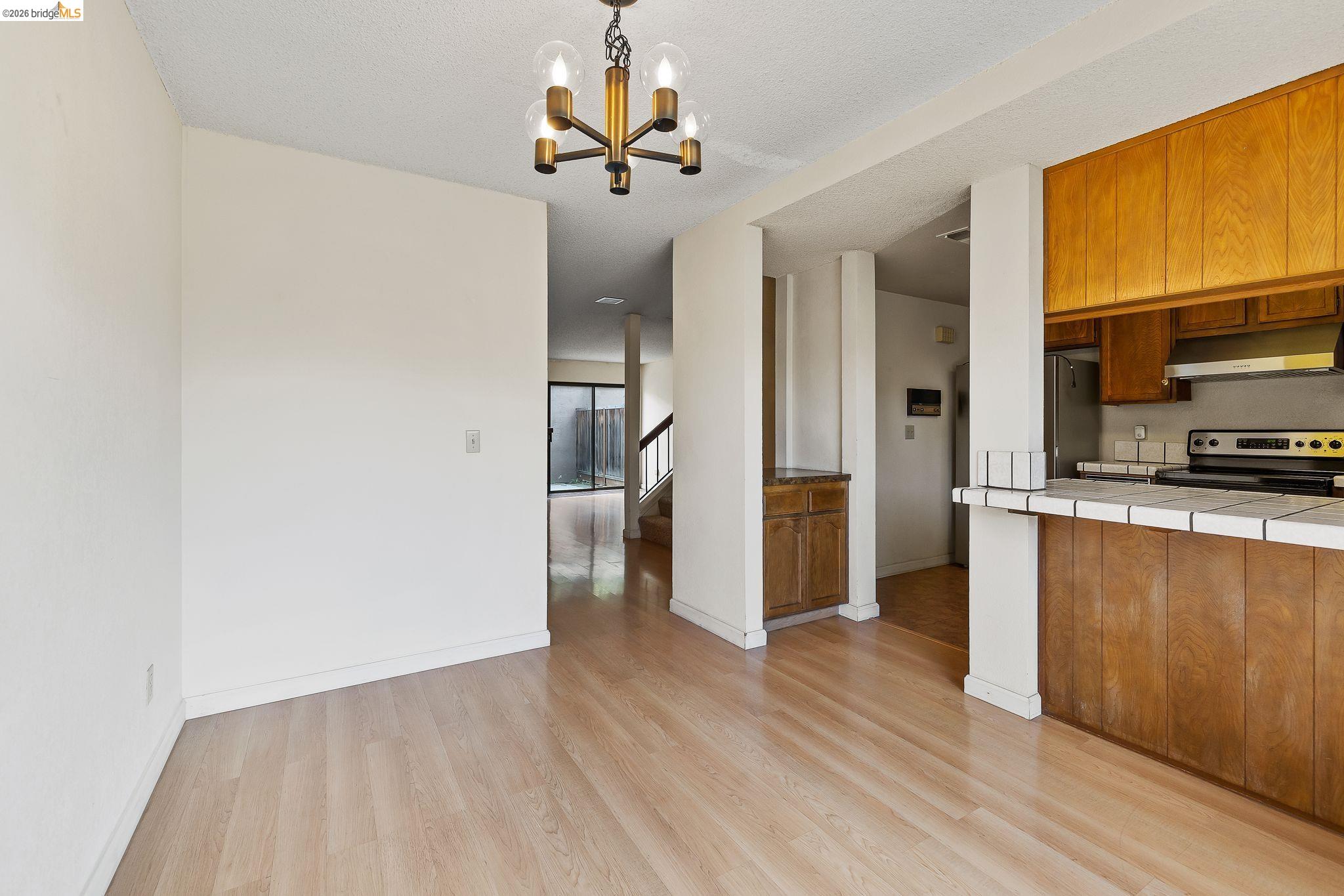 Detail Gallery Image 21 of 58 For 3874 Burton Common, Fremont,  CA 94536-6039 - 2 Beds | 2/1 Baths