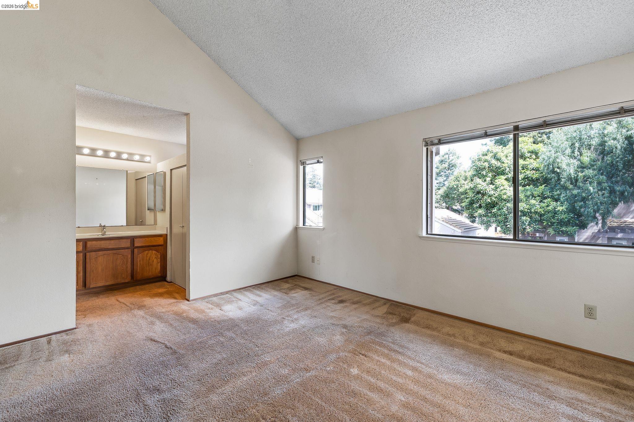 Detail Gallery Image 37 of 58 For 3874 Burton Common, Fremont,  CA 94536-6039 - 2 Beds | 2/1 Baths